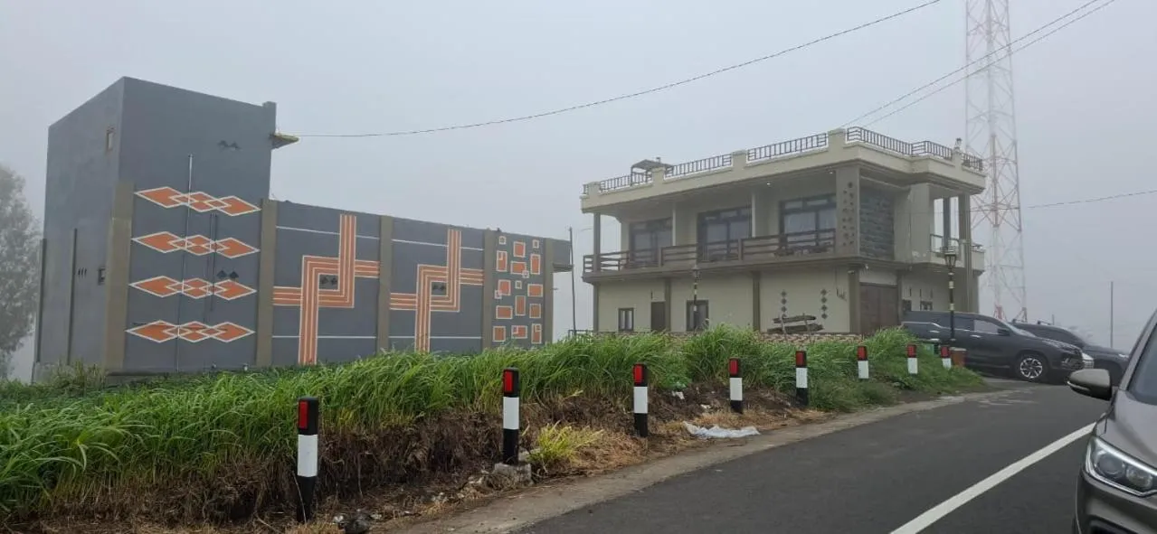 Bromo Semesta Guesthouse