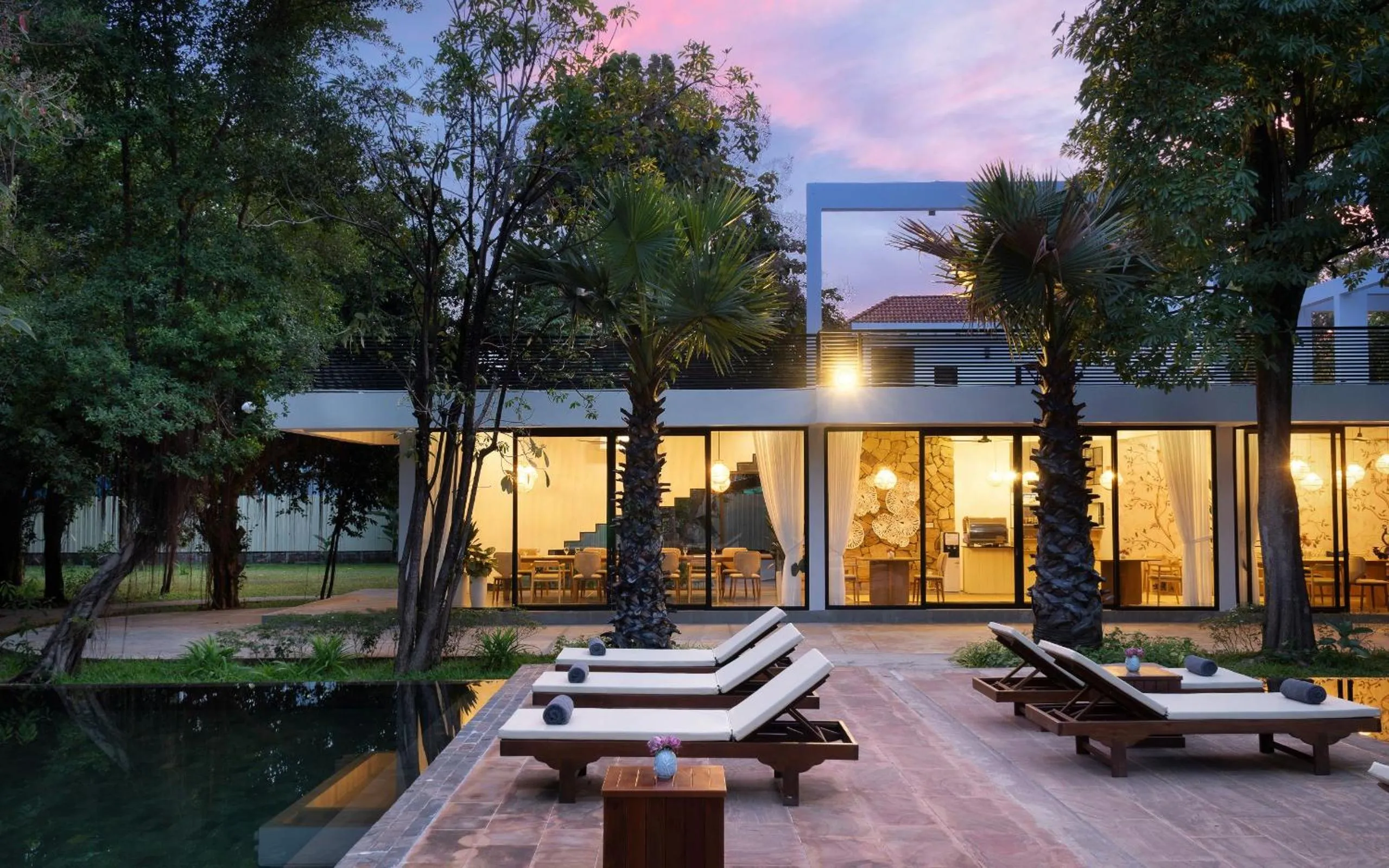 Pool view in The Elephant