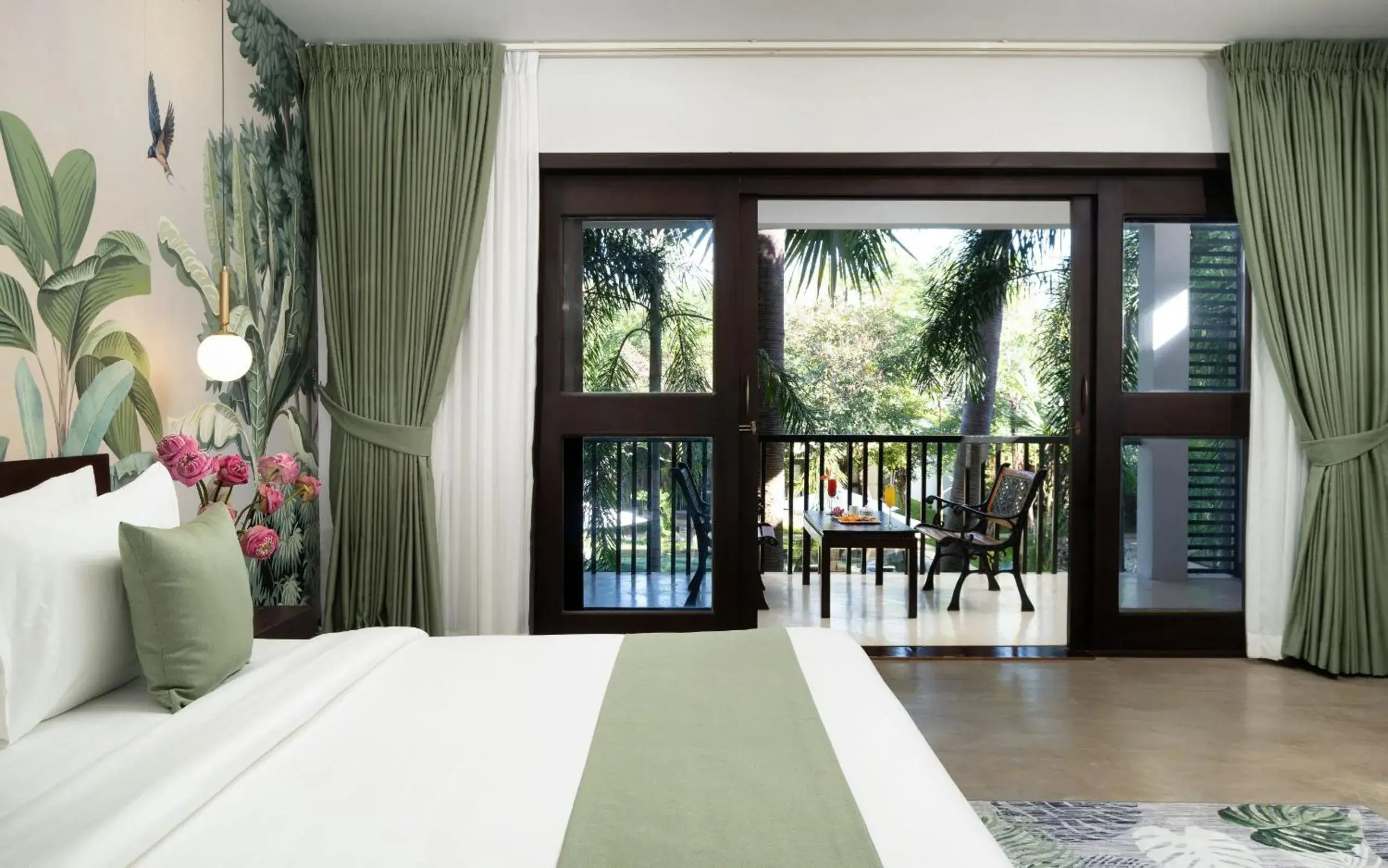 Patio, Bed in The Elephant Patio, Bed in The Elephant