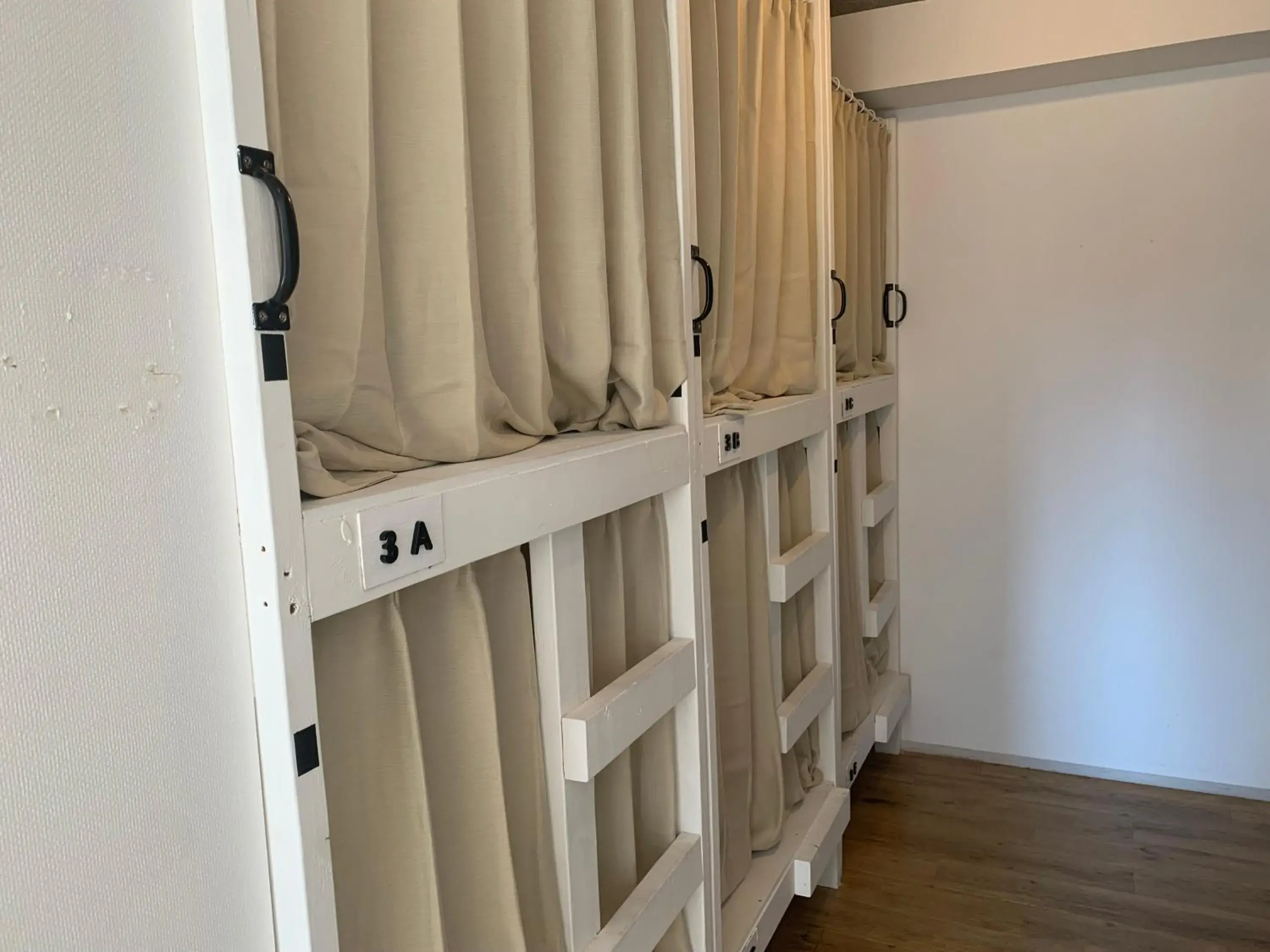 Single Bed in Dormitory Room in Hostel Lodging Tokyo Uguisudani Single Bed in Dormitory Room in Hostel Lodging Tokyo Uguisudani