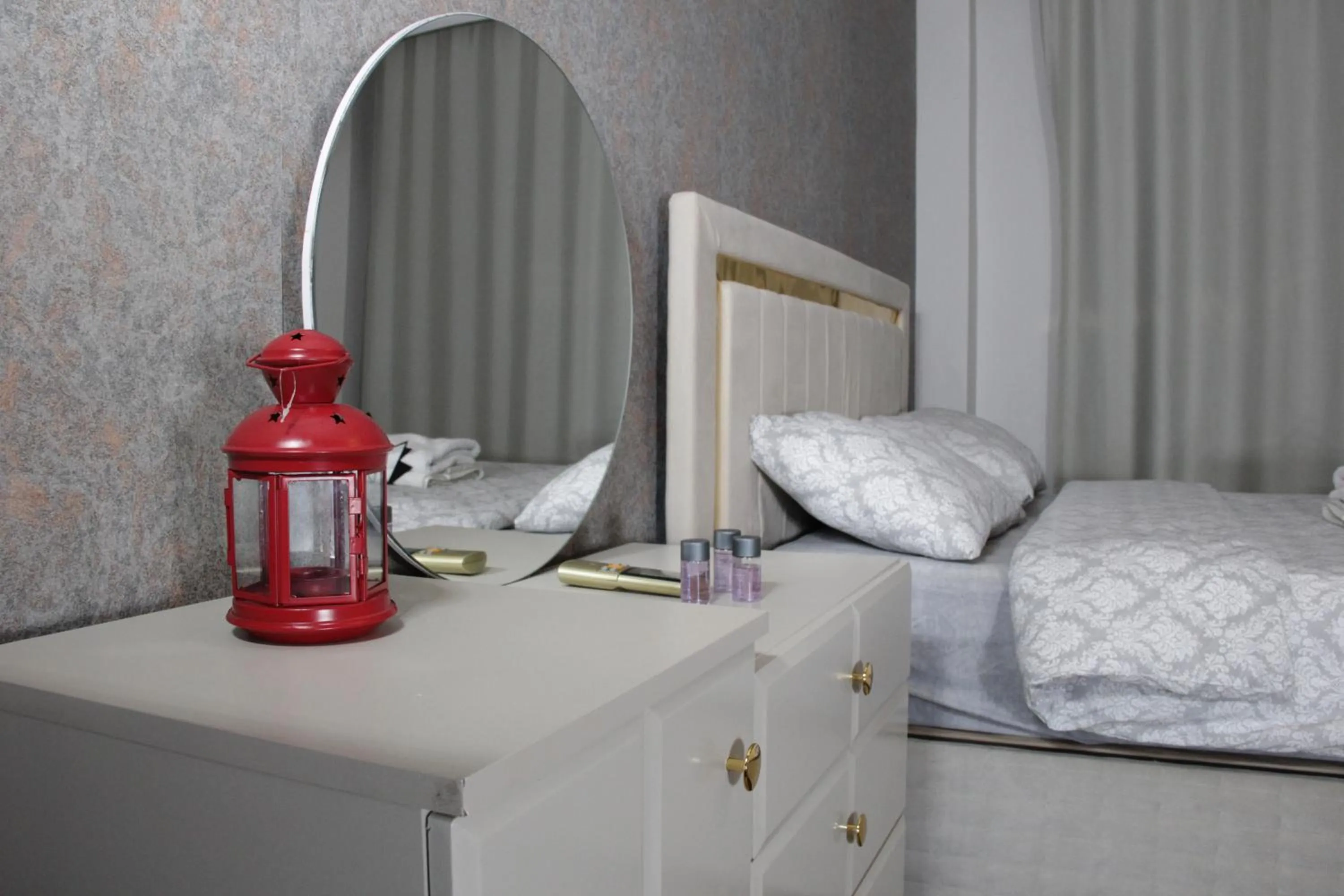 Bed in Solo Suites Hotel
