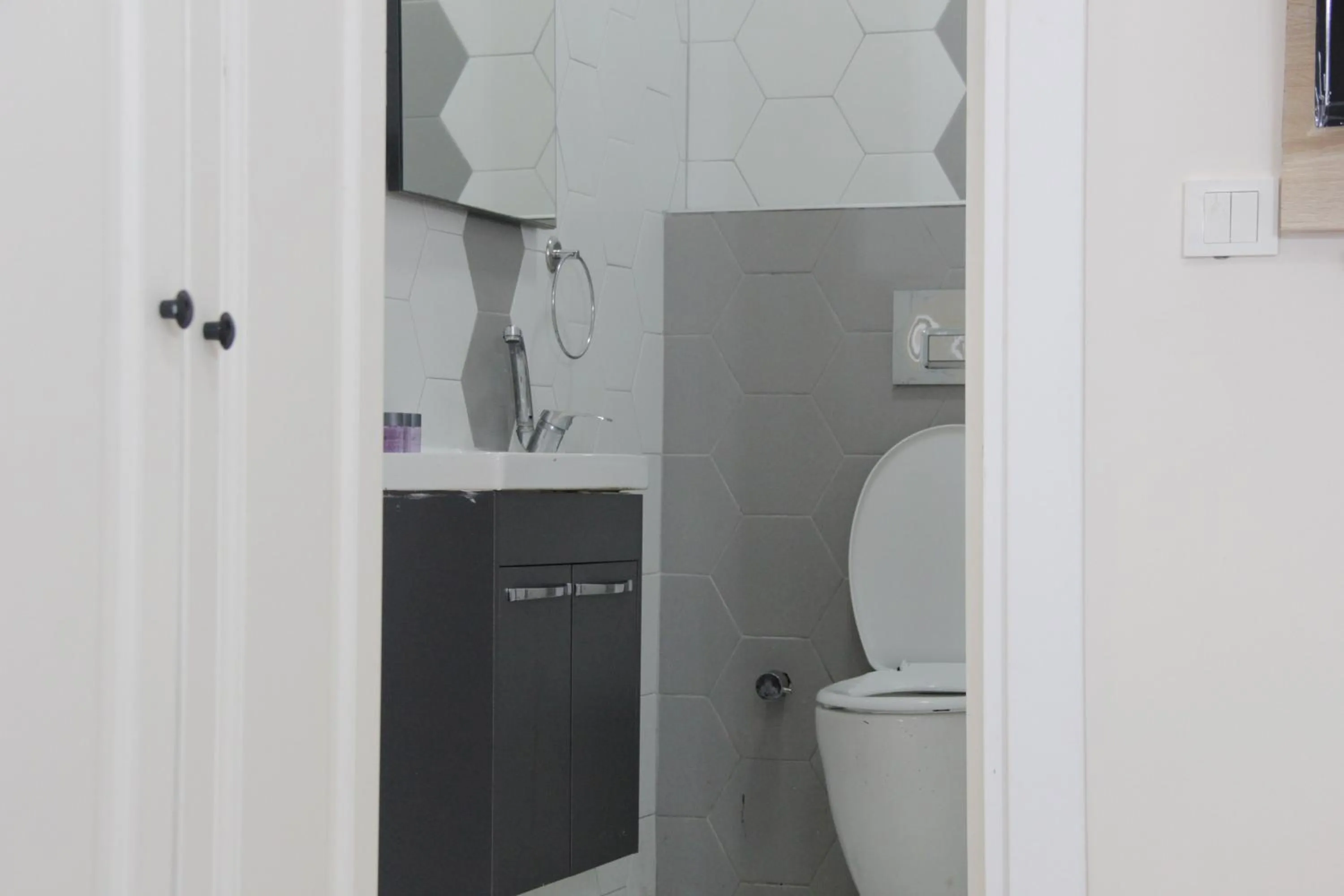 Bathroom in Solo Suites Hotel