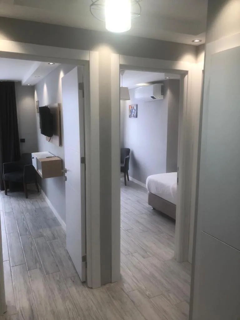 Bed in Solo Suites Hotel