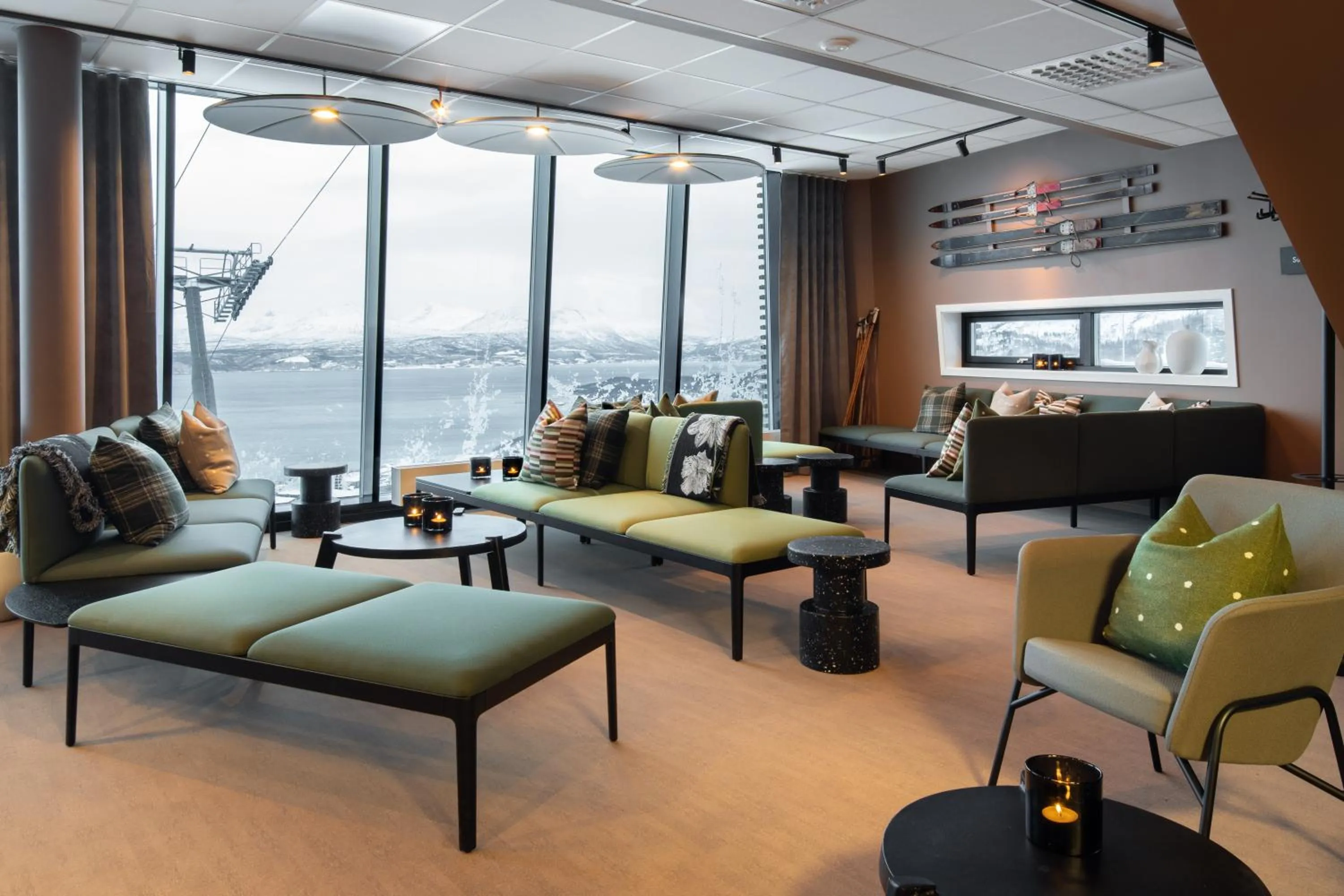 Lounge or bar in Basecamp Narvik