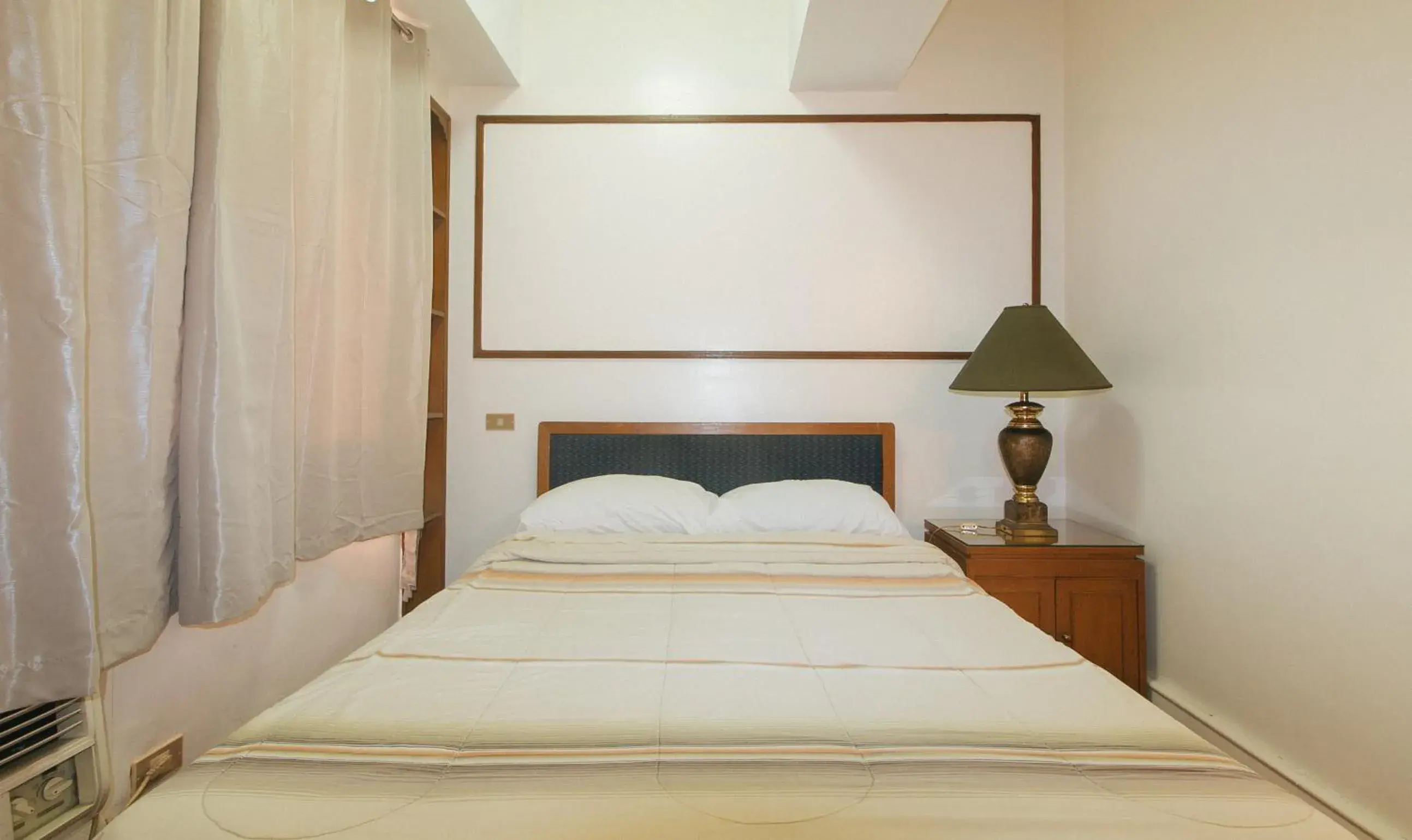 Bed in Sunette Tower Makati Bed in Sunette Tower Makati