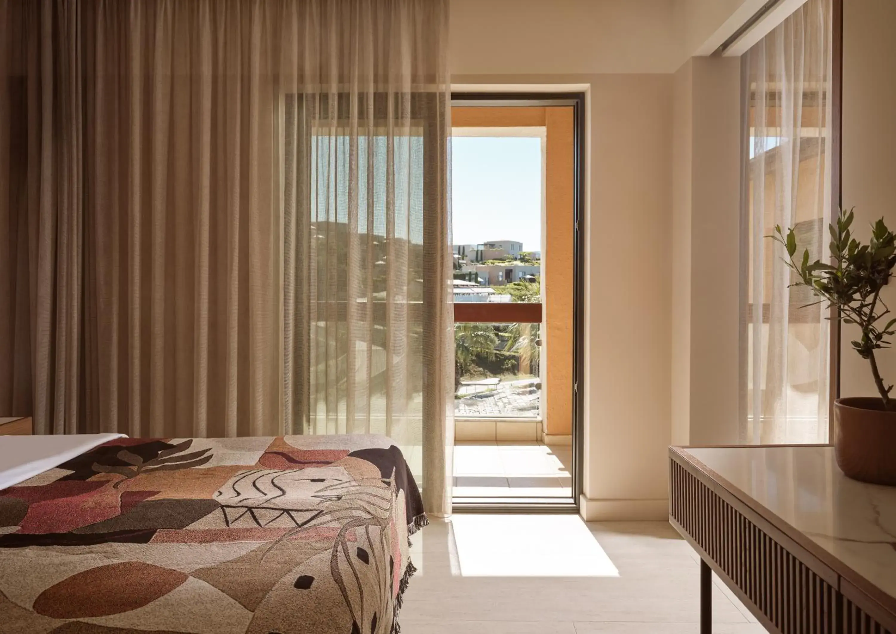 Bed in Eagles Palace - Small Luxury Hotels of the World Bed in Eagles Palace - Small Luxury Hotels of the World