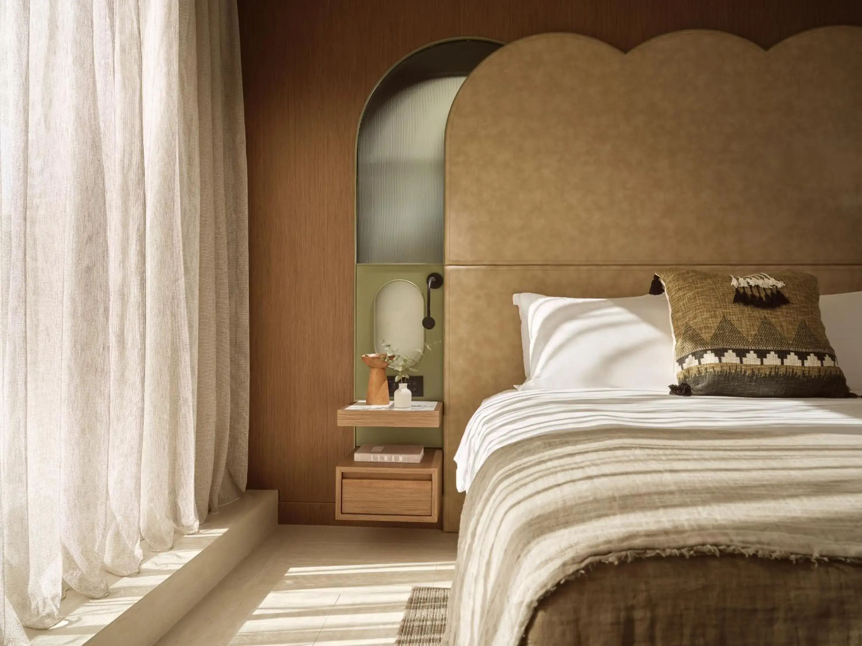 Bed in Eagles Palace - Small Luxury Hotels of the World Bed in Eagles Palace - Small Luxury Hotels of the World