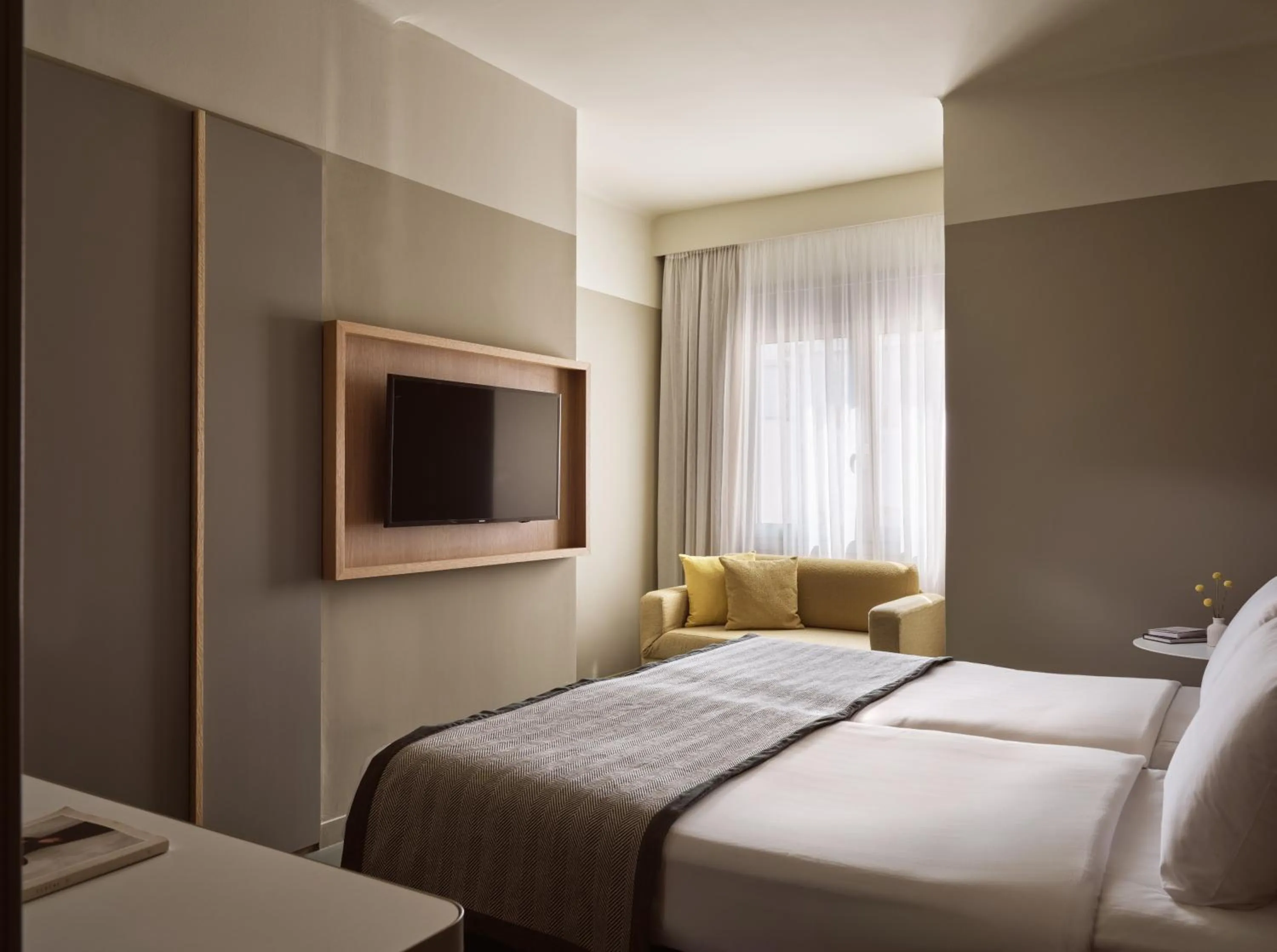 Bed in City Hotel Thessaloniki