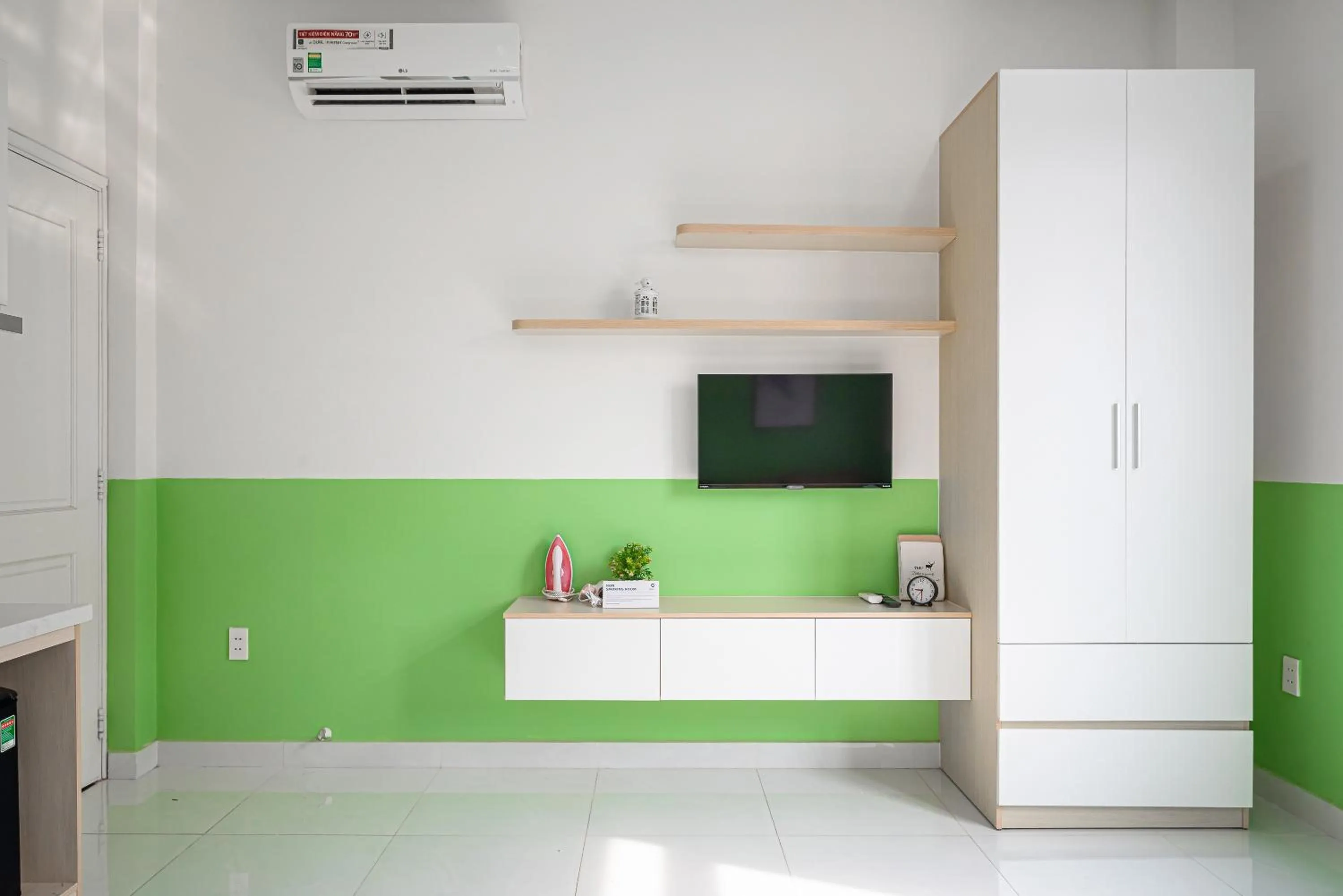 TV and multimedia in Cozrum Homes - Coraline House