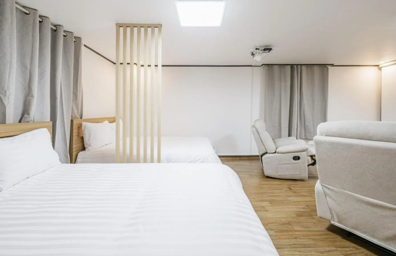 Bed in The Oakra Hotel