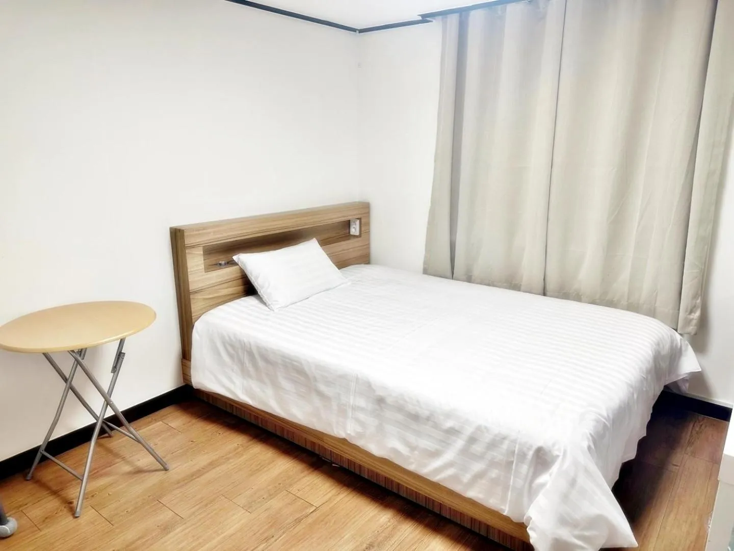 Bed in The Oakra Hotel