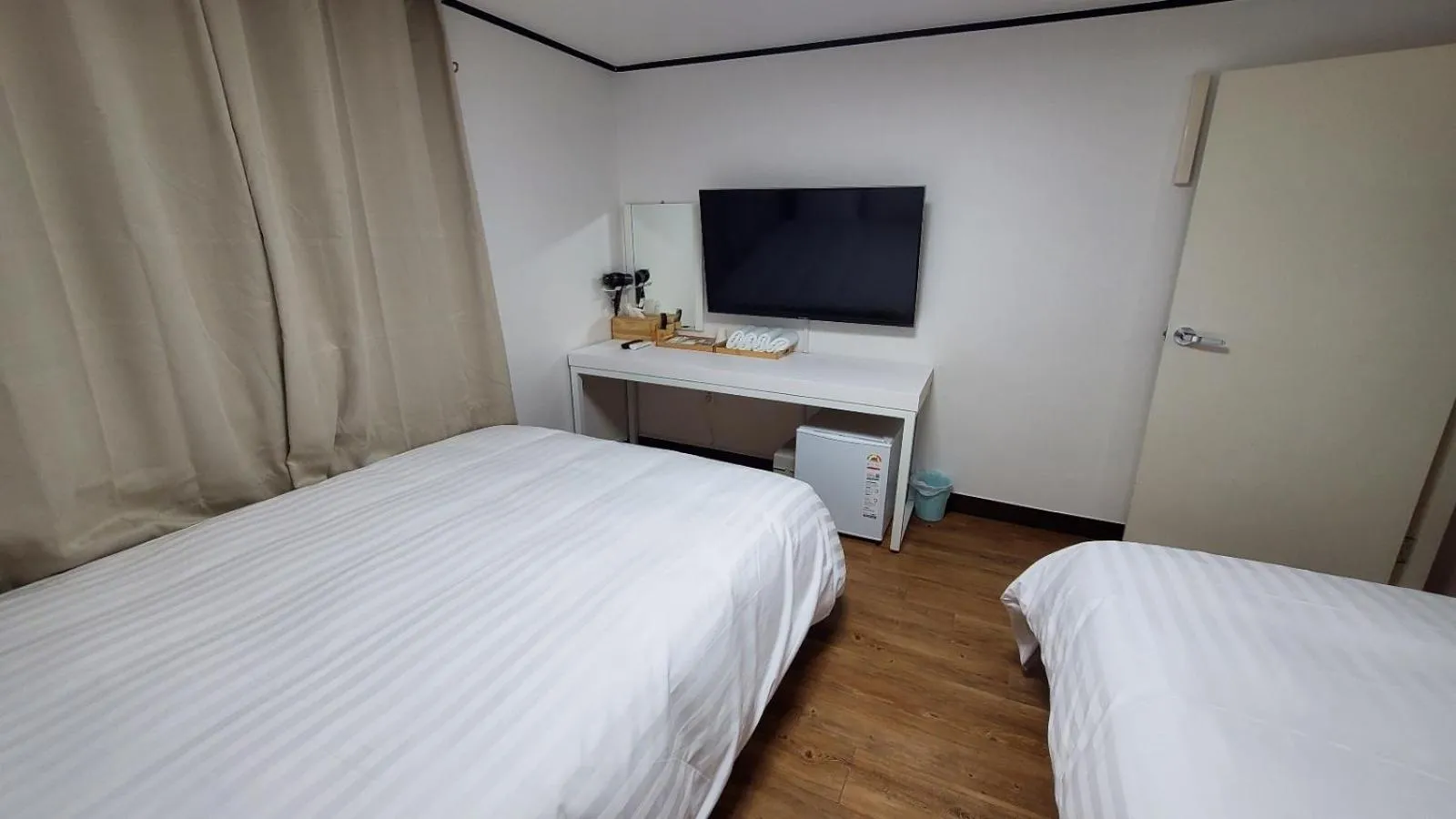 Bed in The Oakra Hotel