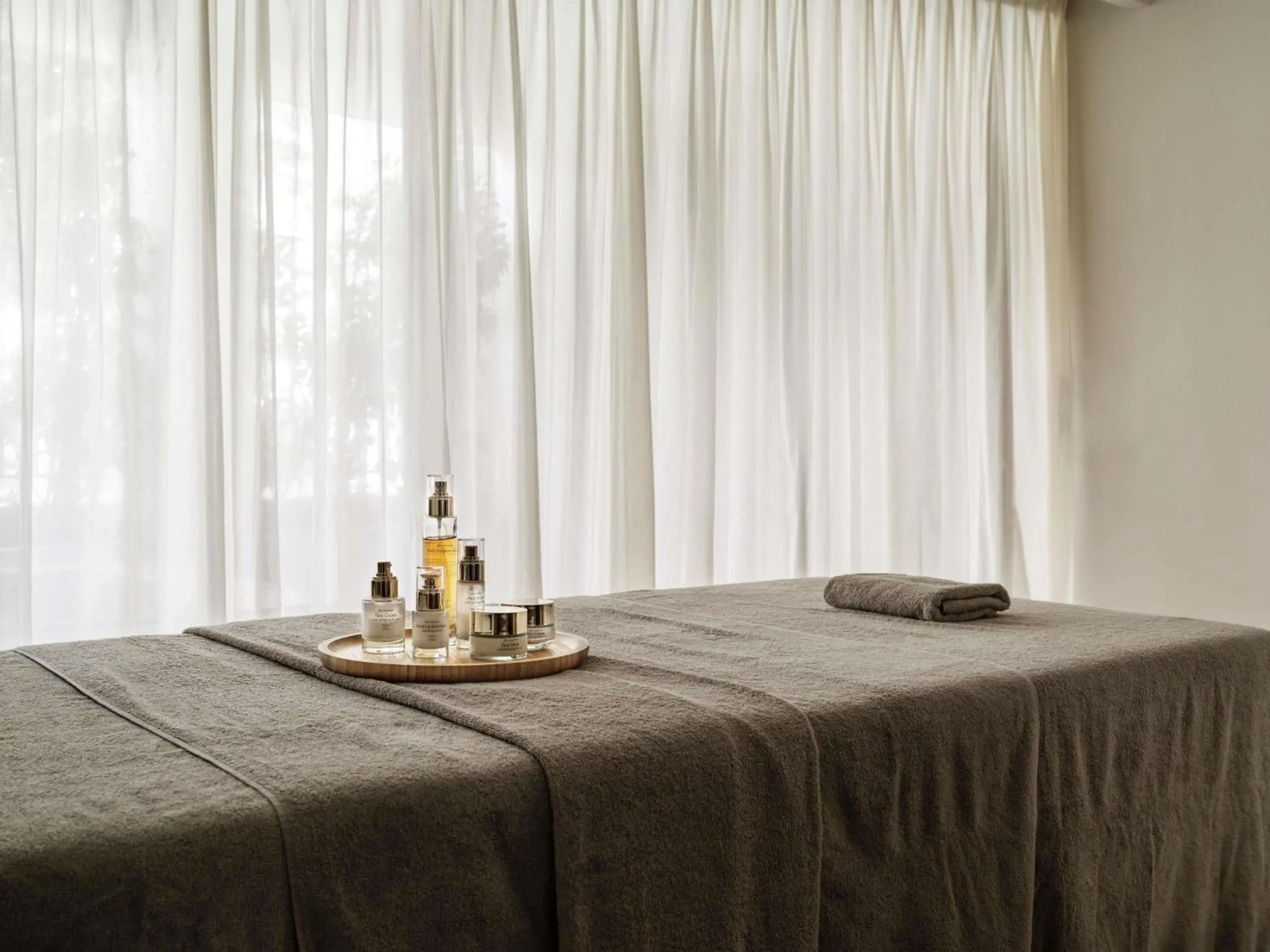 Spa and wellness centre/facilities, Bed in NIKO Seaside Resort MGallery Spa and wellness centre/facilities, Bed in NIKO Seaside Resort MGallery