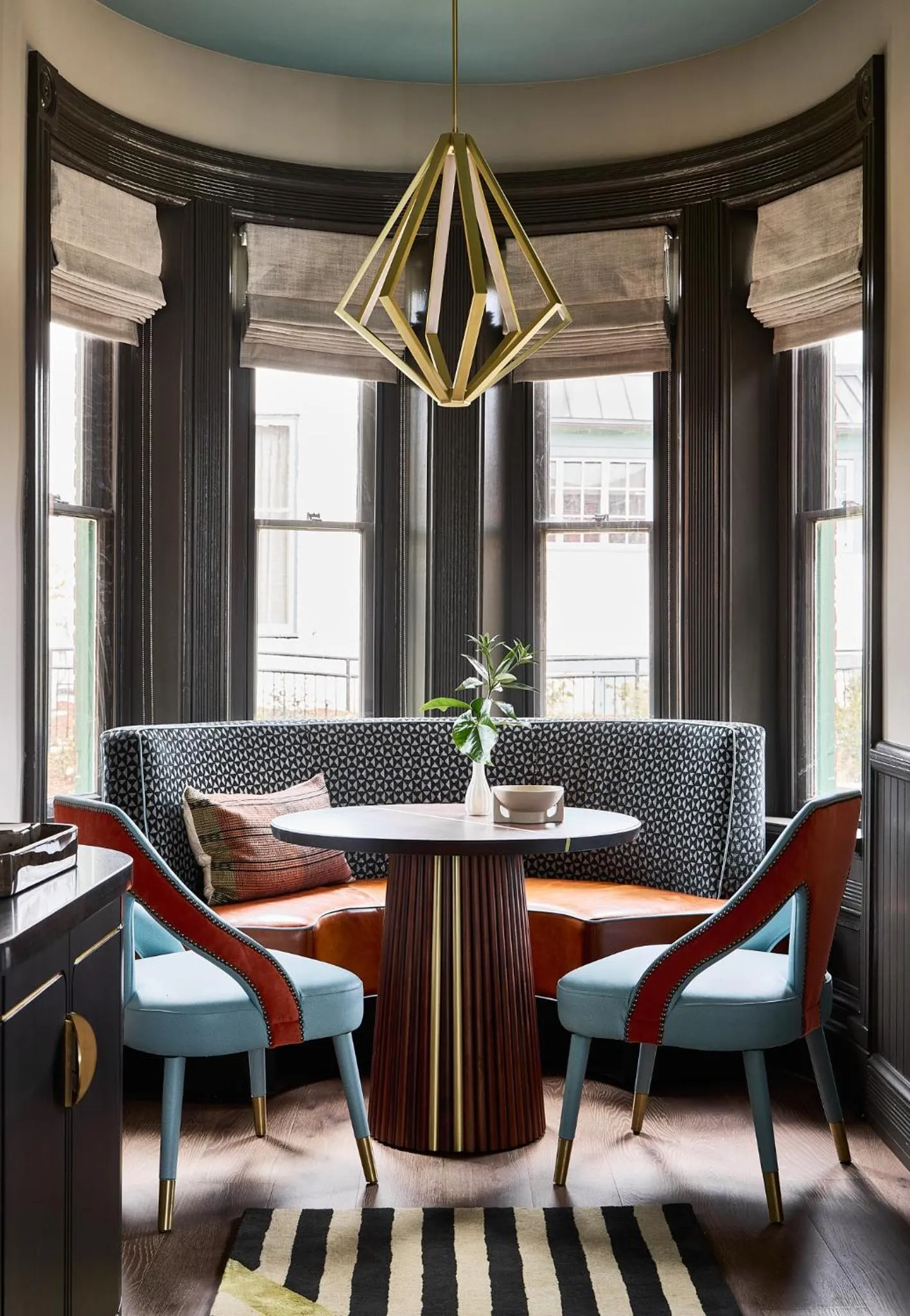 Seating area in Zelda Dearest