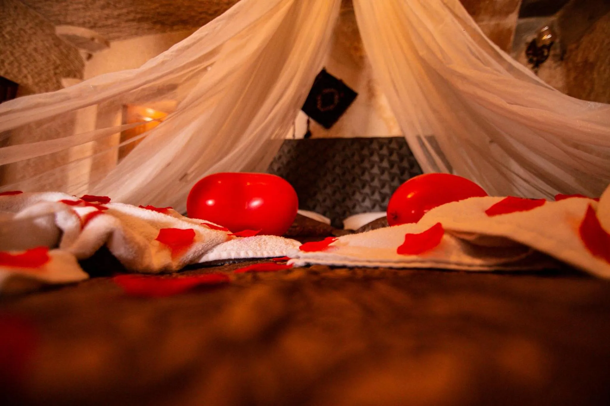 Bed in Katapa Special Cave