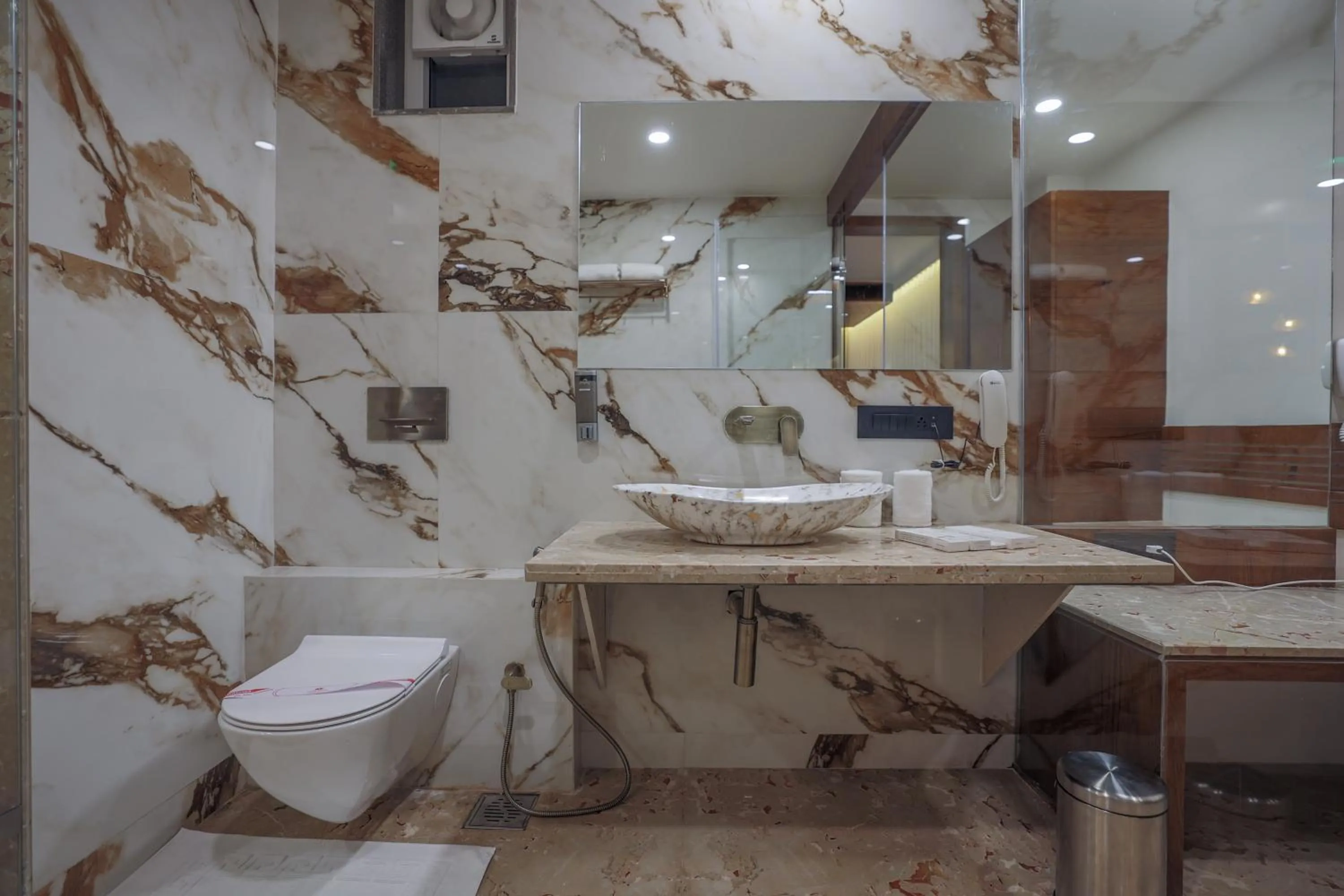 Toilet in Hotel Aditya Mansingh Inn