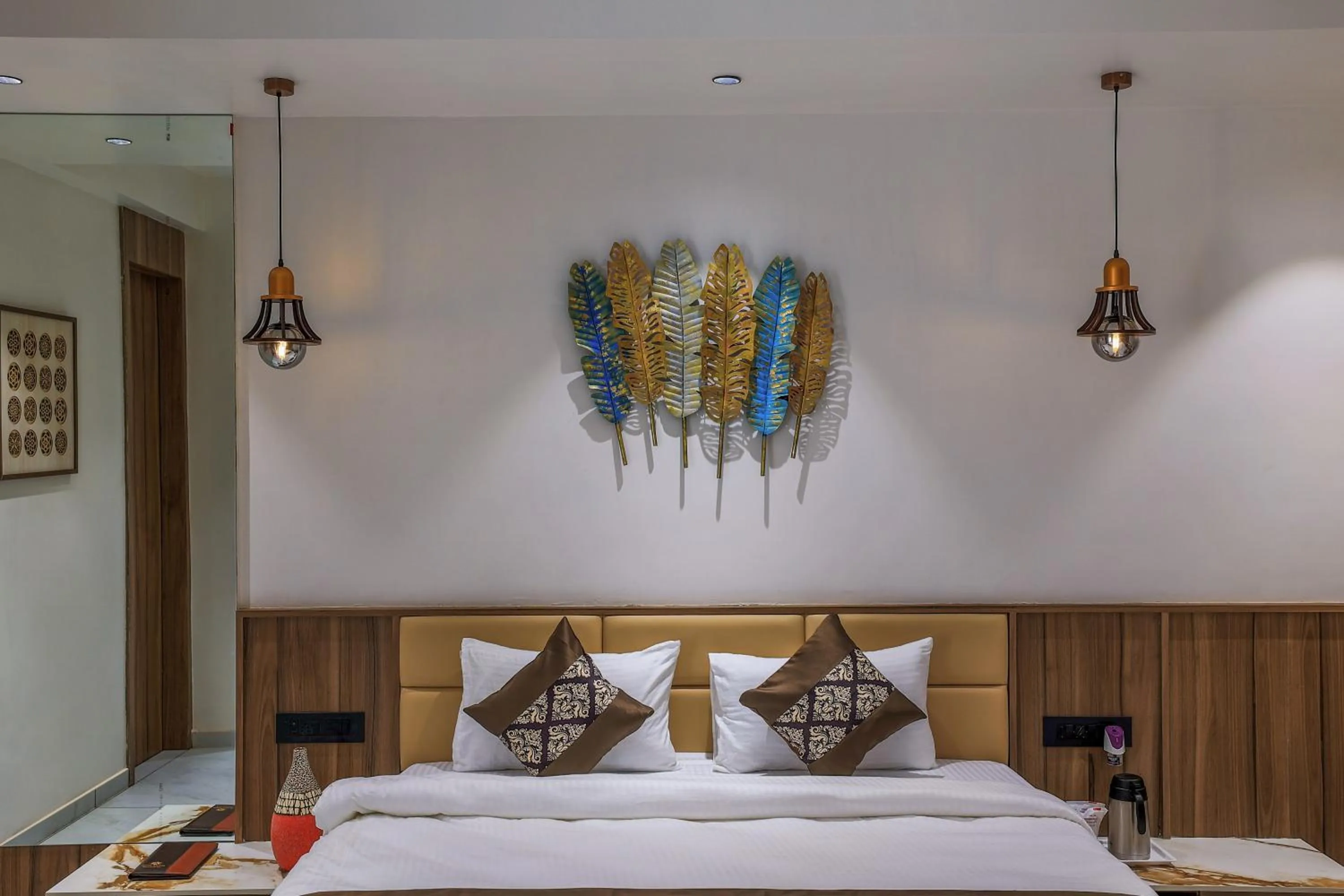 Bed in Hotel Aditya Mansingh Inn