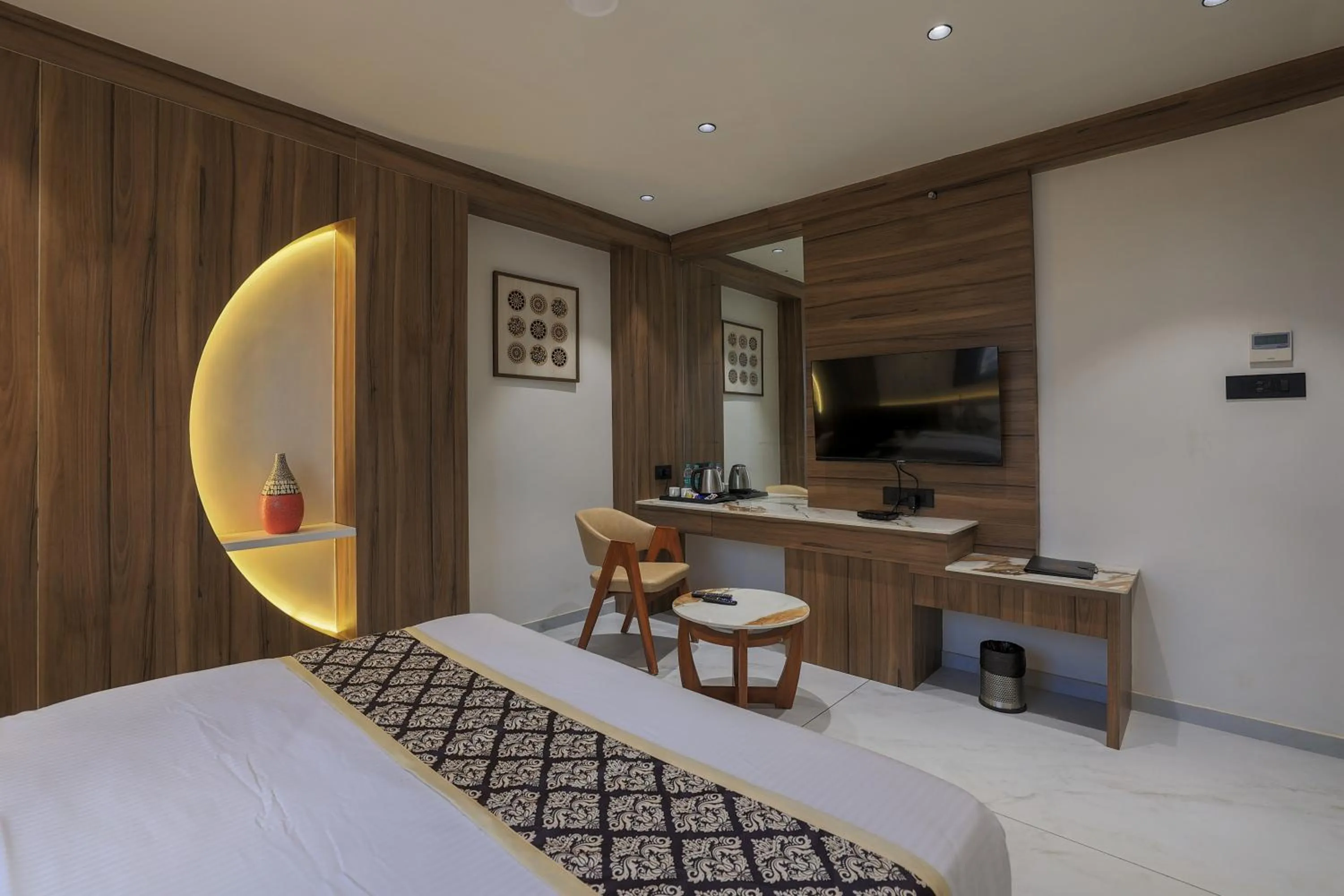 Coffee/tea facilities in Hotel Aditya Mansingh Inn