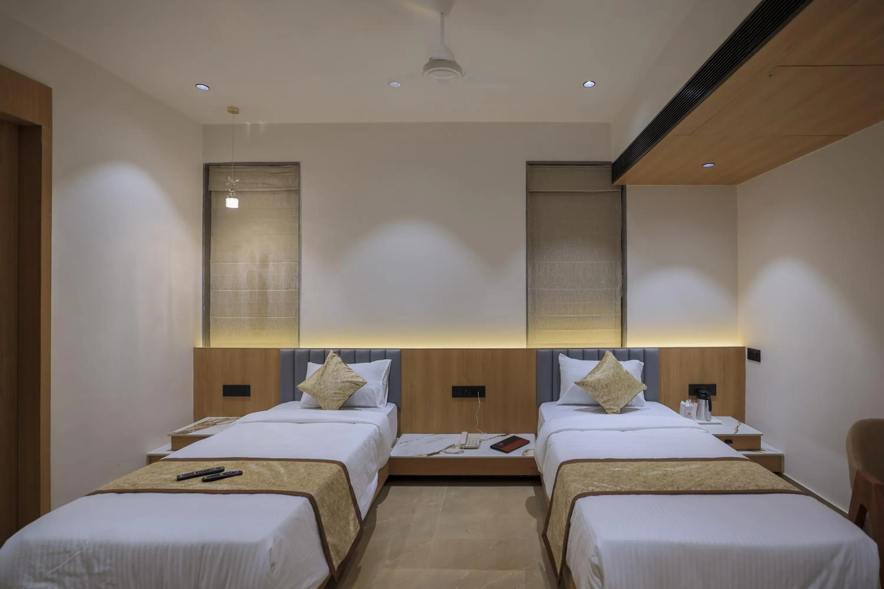 Bed in Hotel Aditya Mansingh Inn