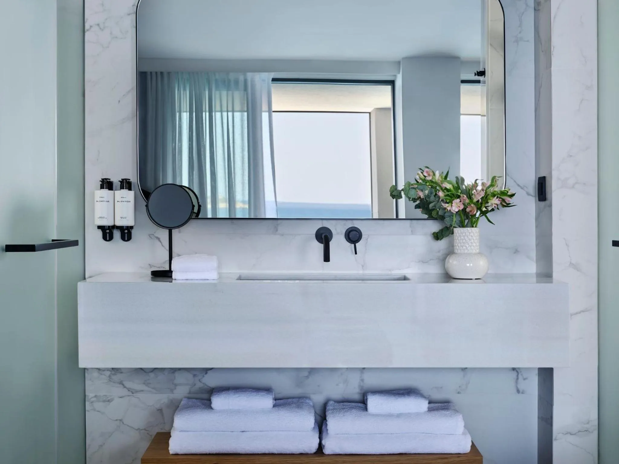 Photo of the whole room in InterContinental Crete by IHG