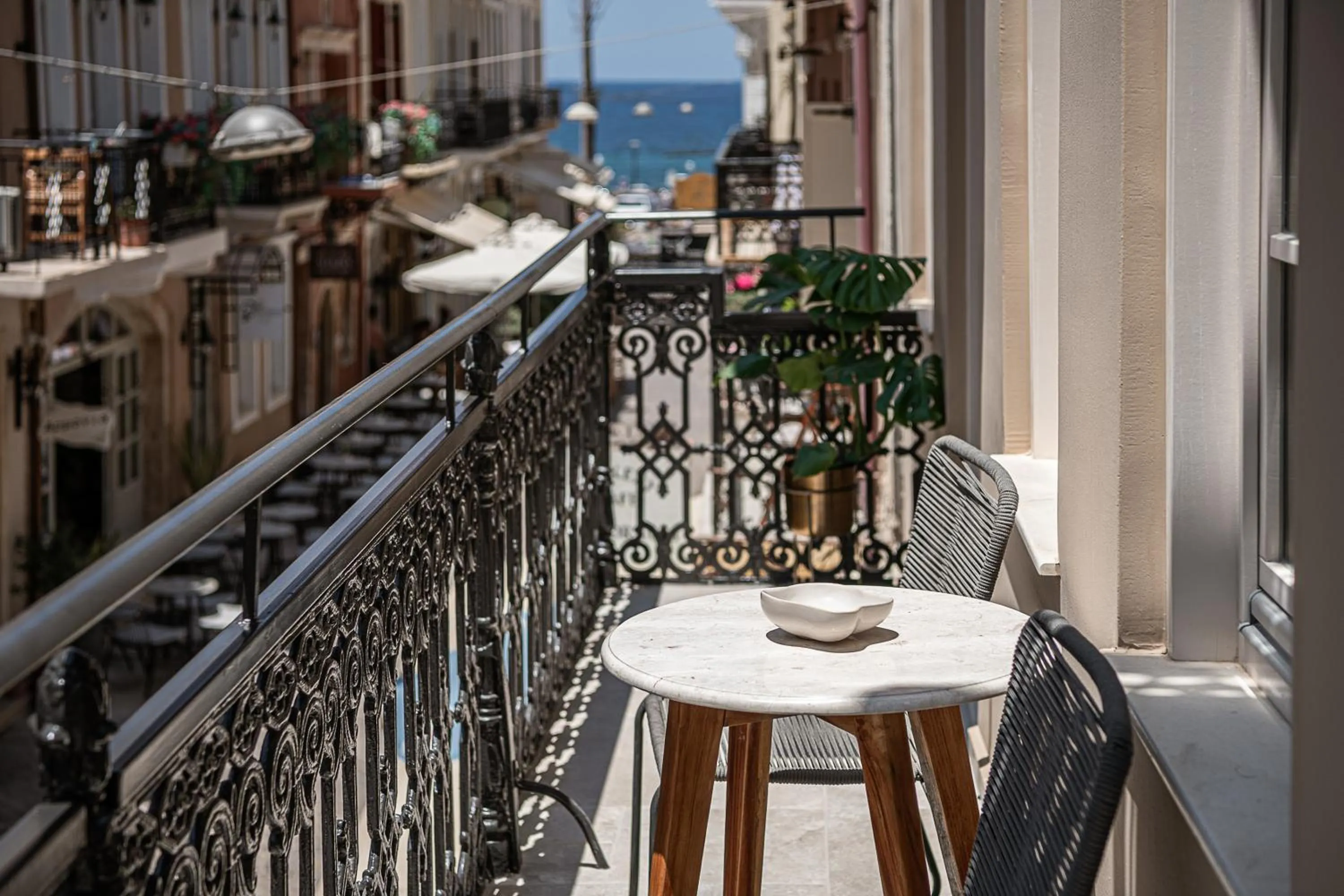 Day in Casa Modiano Boutique