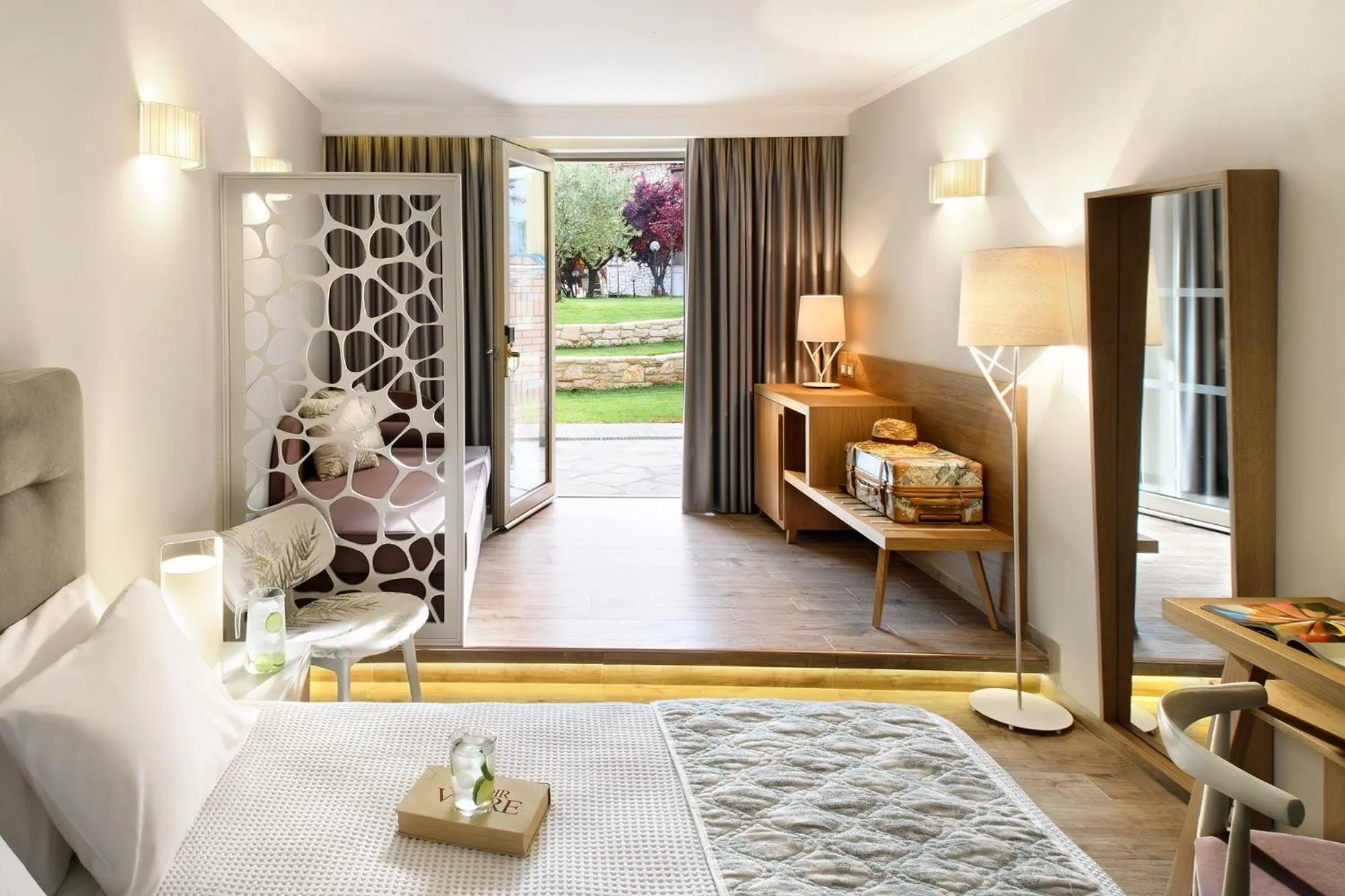 Bedroom, Bed in Portes Beach Hotel