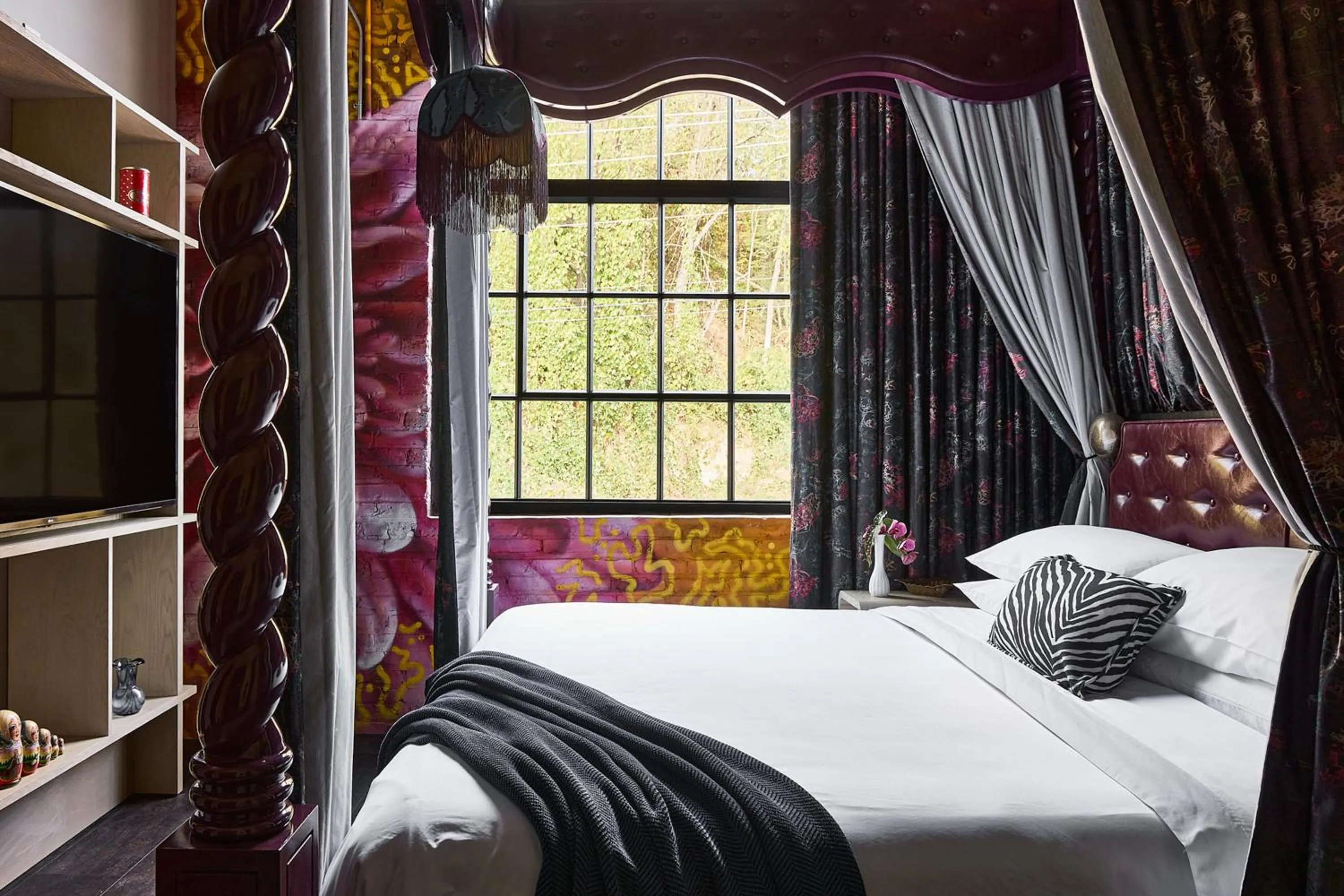 Bathroom, Bed in The Radical Asheville, Tapestry Collection by Hilton