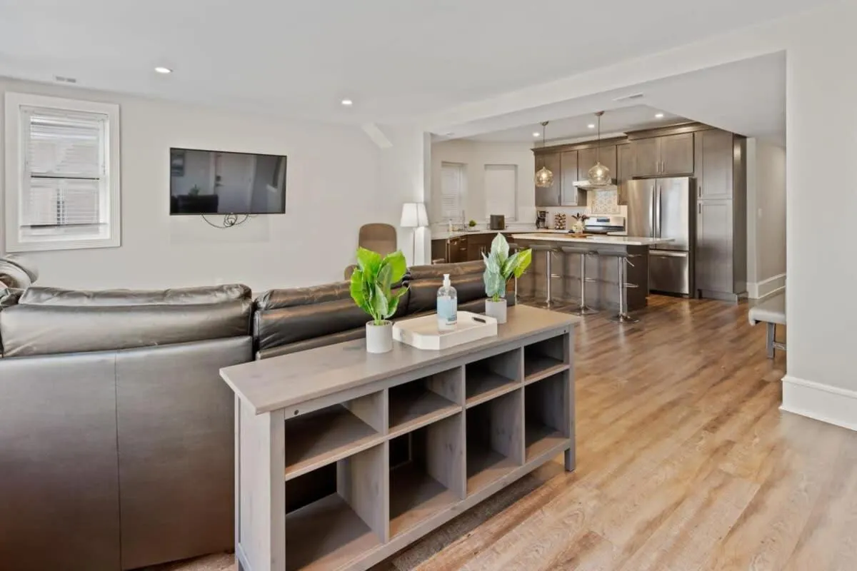 Luxurious 8BR Beach Duplex w Ocean Views