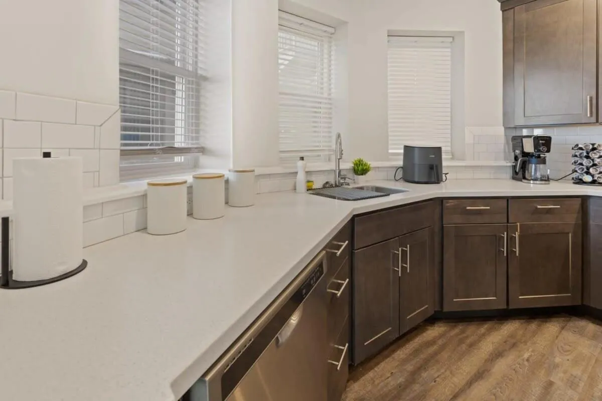 Luxurious 8BR Beach Duplex w Ocean Views