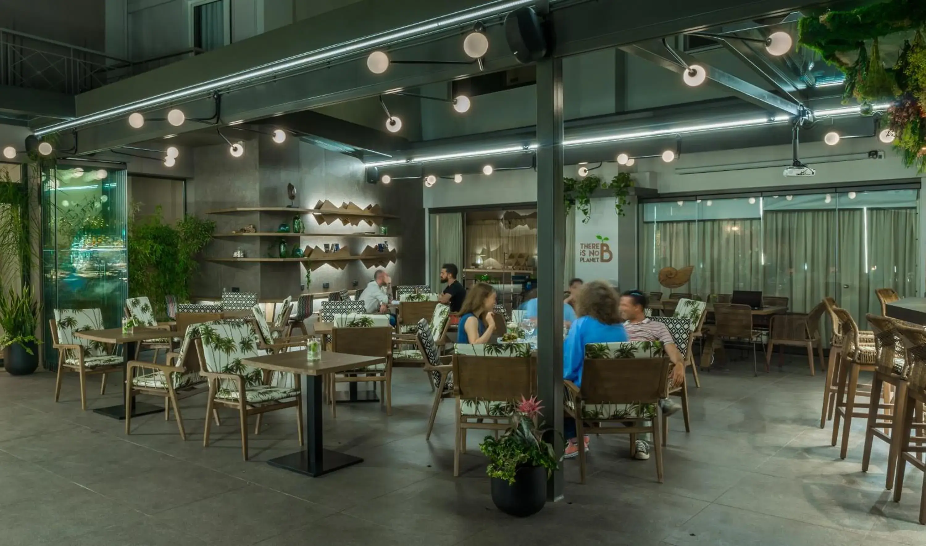 Restaurant/places to eat in Palmyra Beach Hotel Restaurant/places to eat in Palmyra Beach Hotel