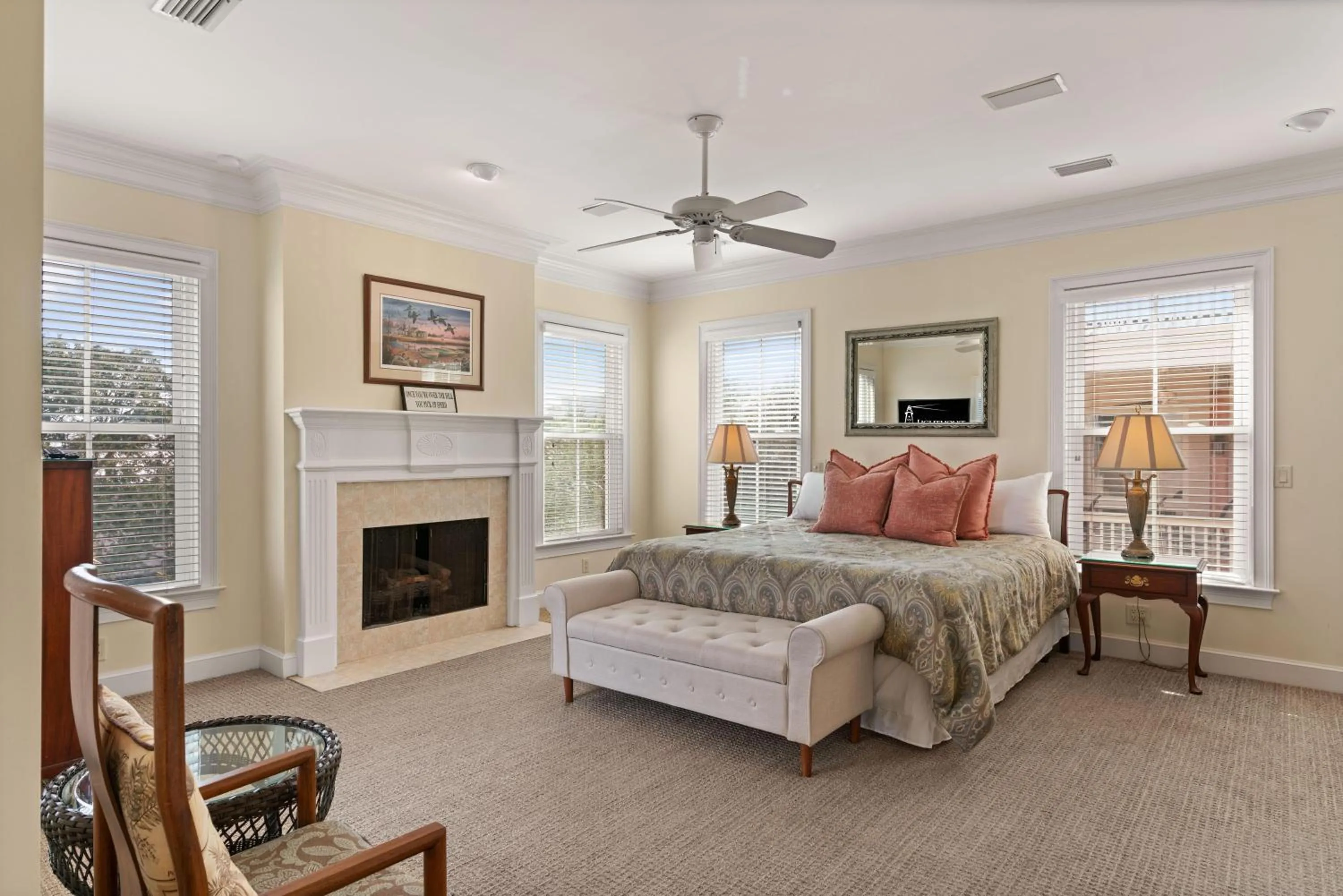 Bed in Wolfe Cottage - Ocean View - 2225 Bruce Drive