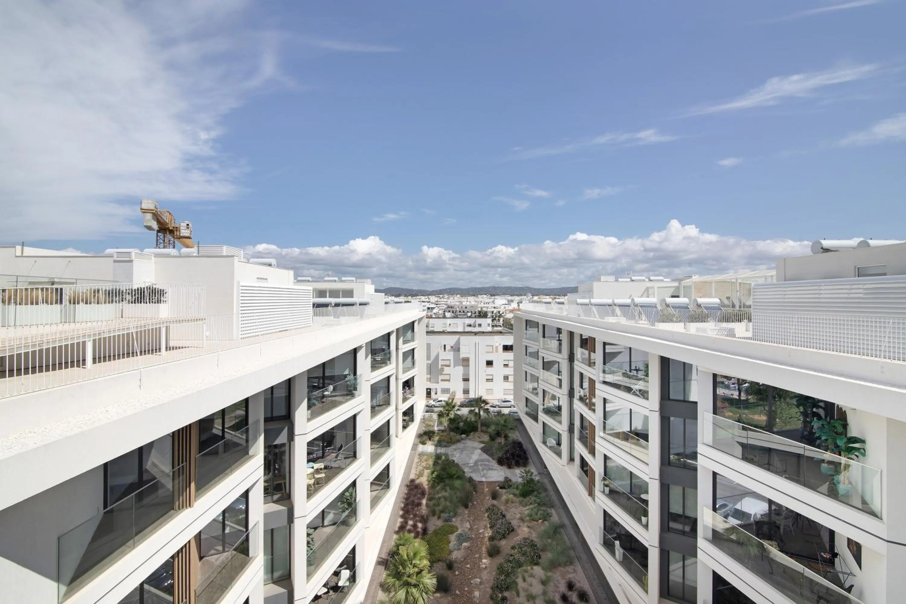 Property building in Mare Nostrum