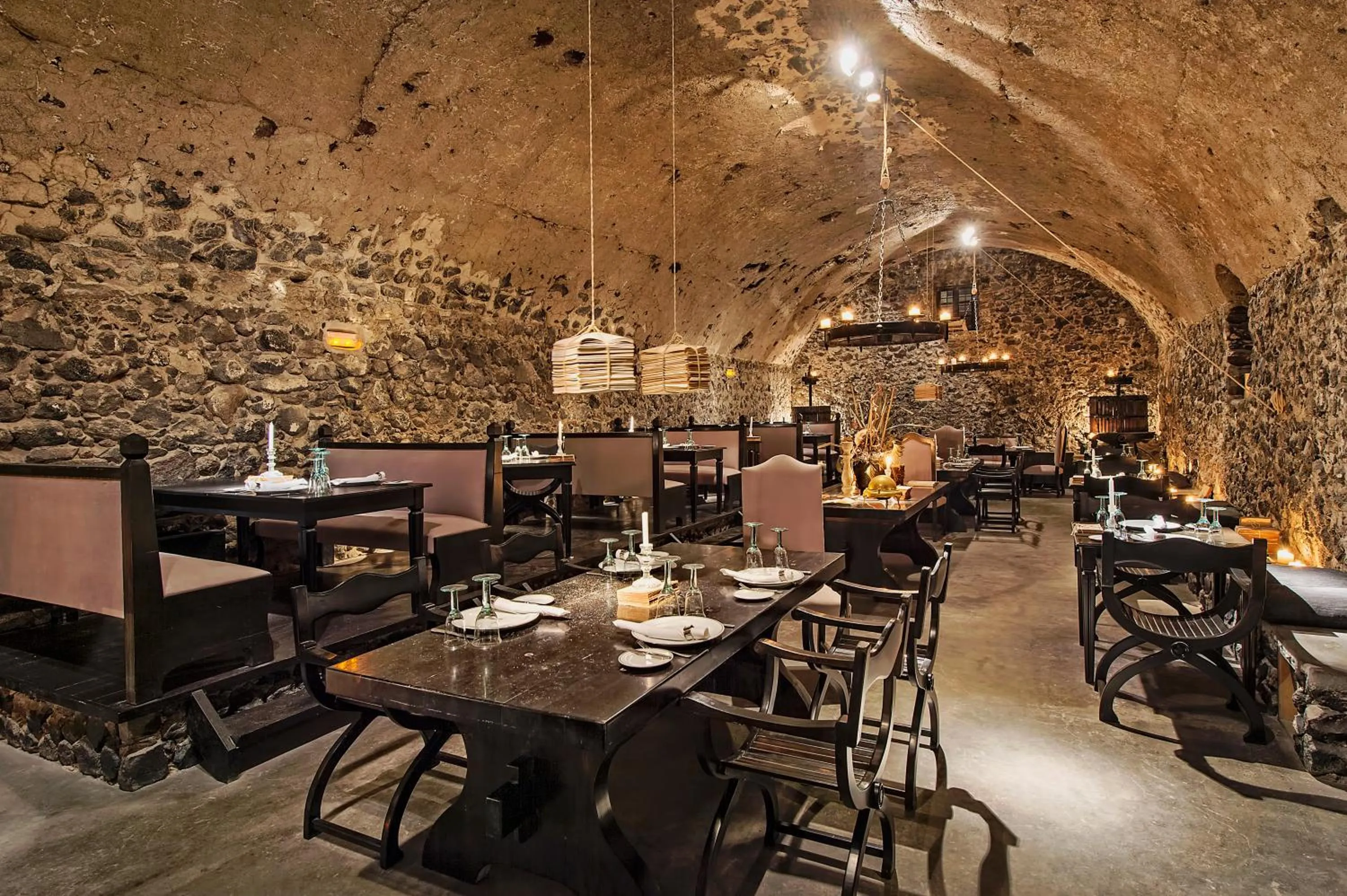 Restaurant/places to eat in Vedema, a Luxury Collection Resort, Santorini