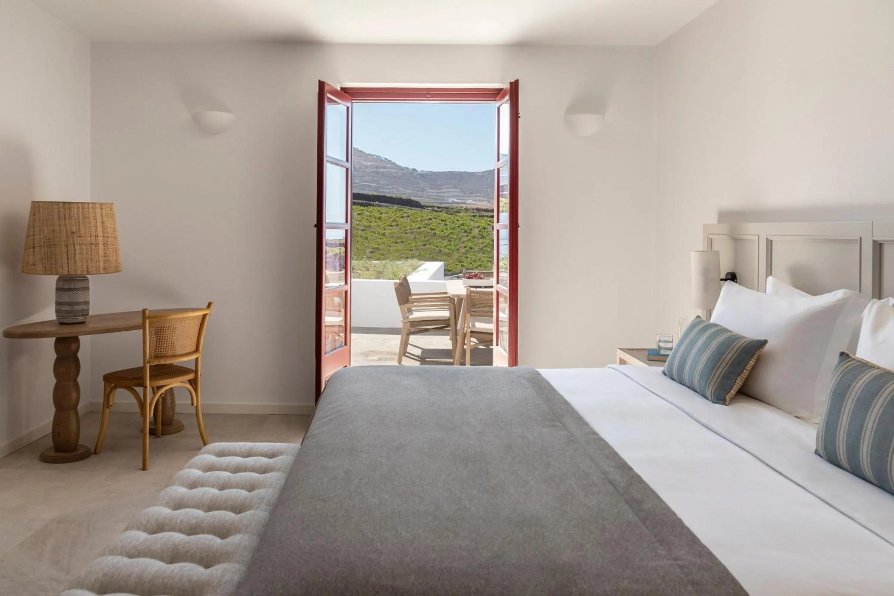 Bedroom, Bed in Vedema, a Luxury Collection Resort, Santorini