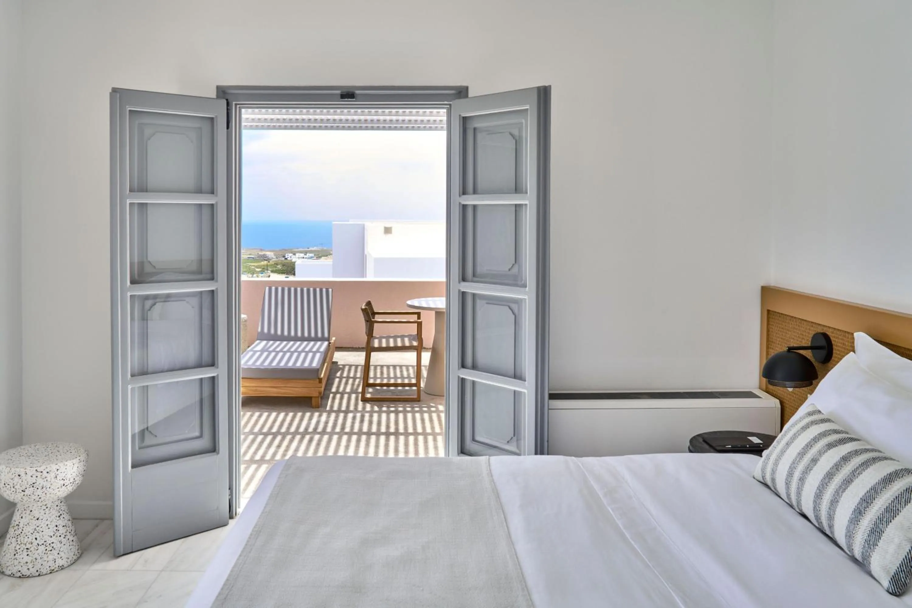 Bedroom, Bed in Vedema, a Luxury Collection Resort, Santorini