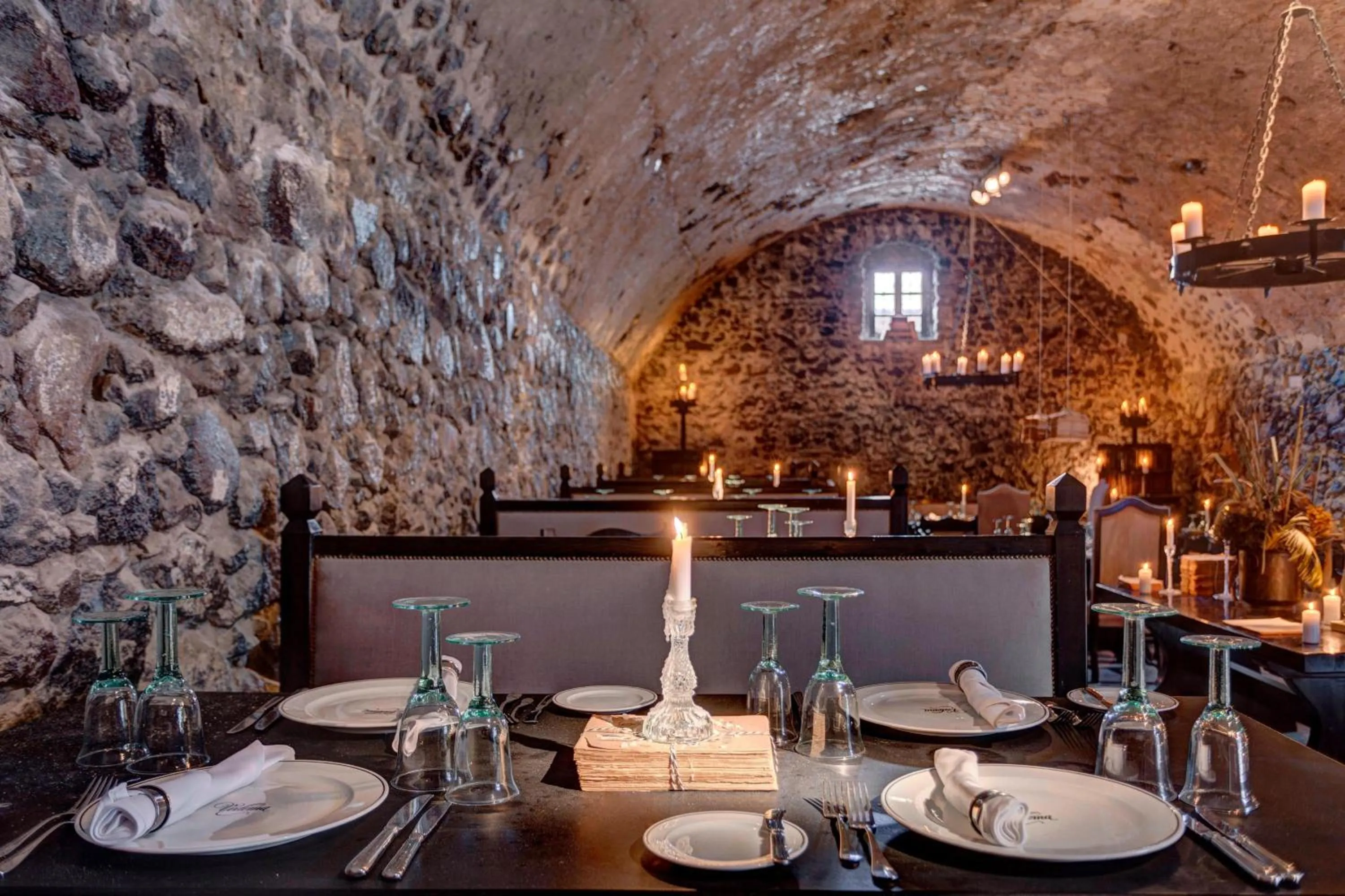 Restaurant/places to eat in Vedema, a Luxury Collection Resort, Santorini