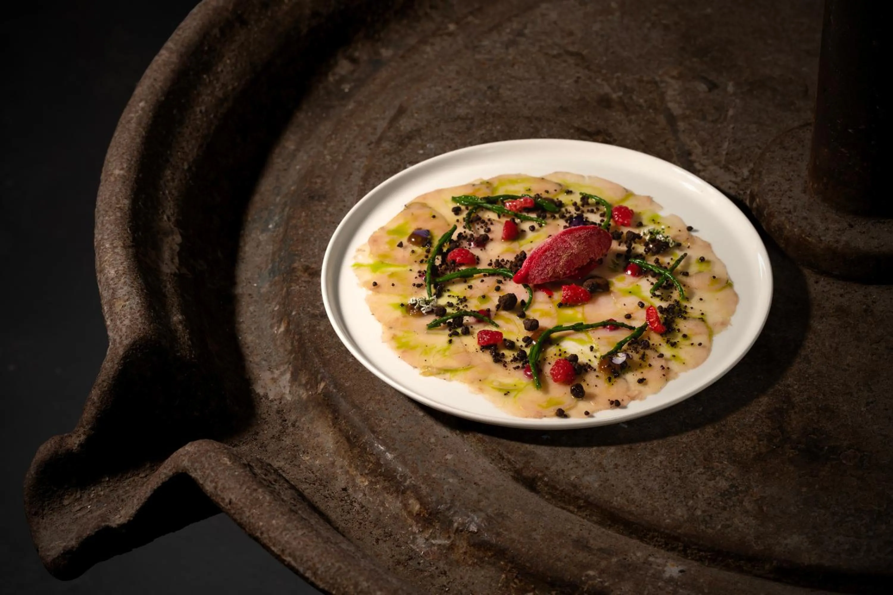 Restaurant/places to eat in Vedema, a Luxury Collection Resort, Santorini