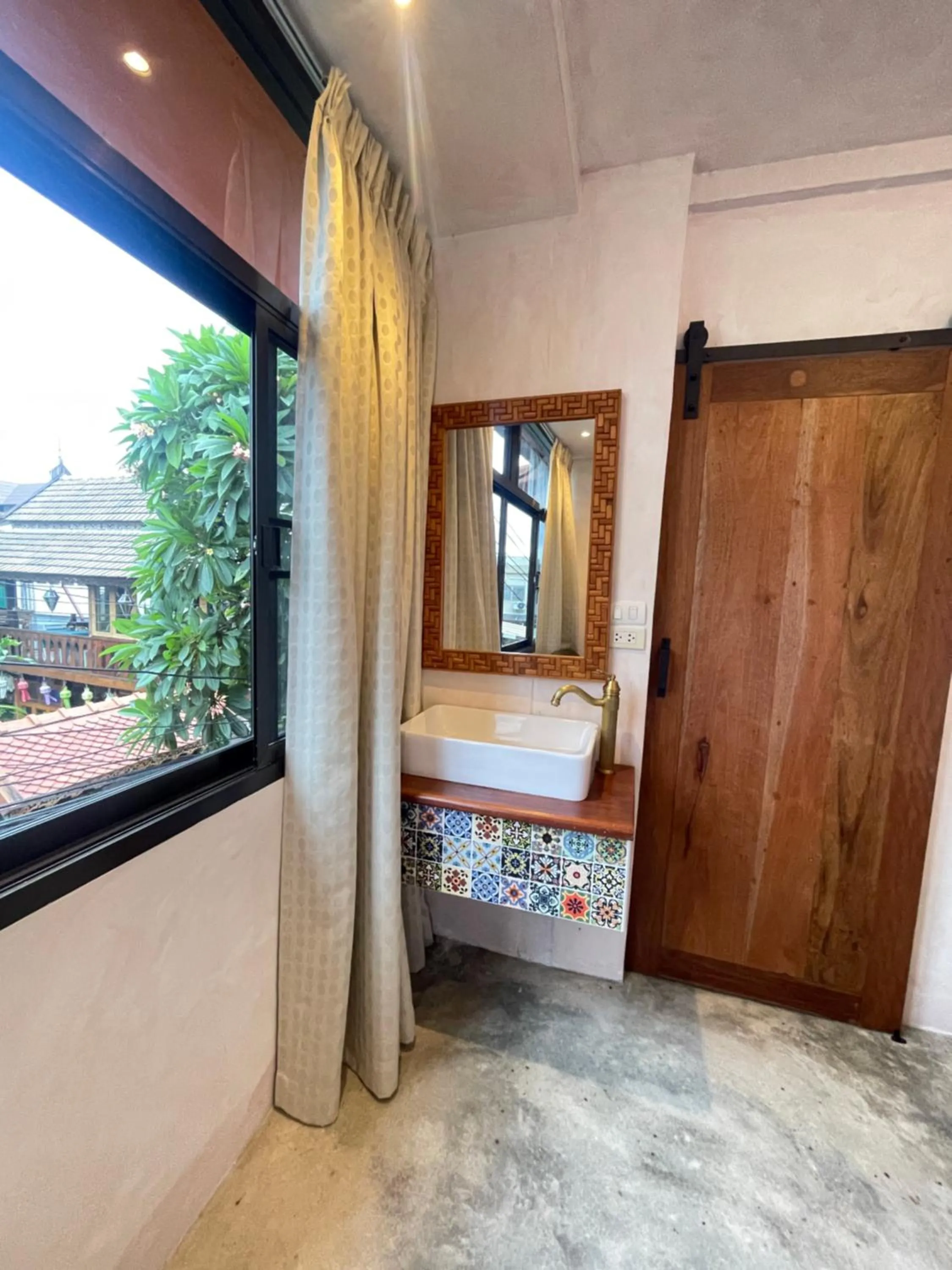 Property building in Mesa Garden Villa