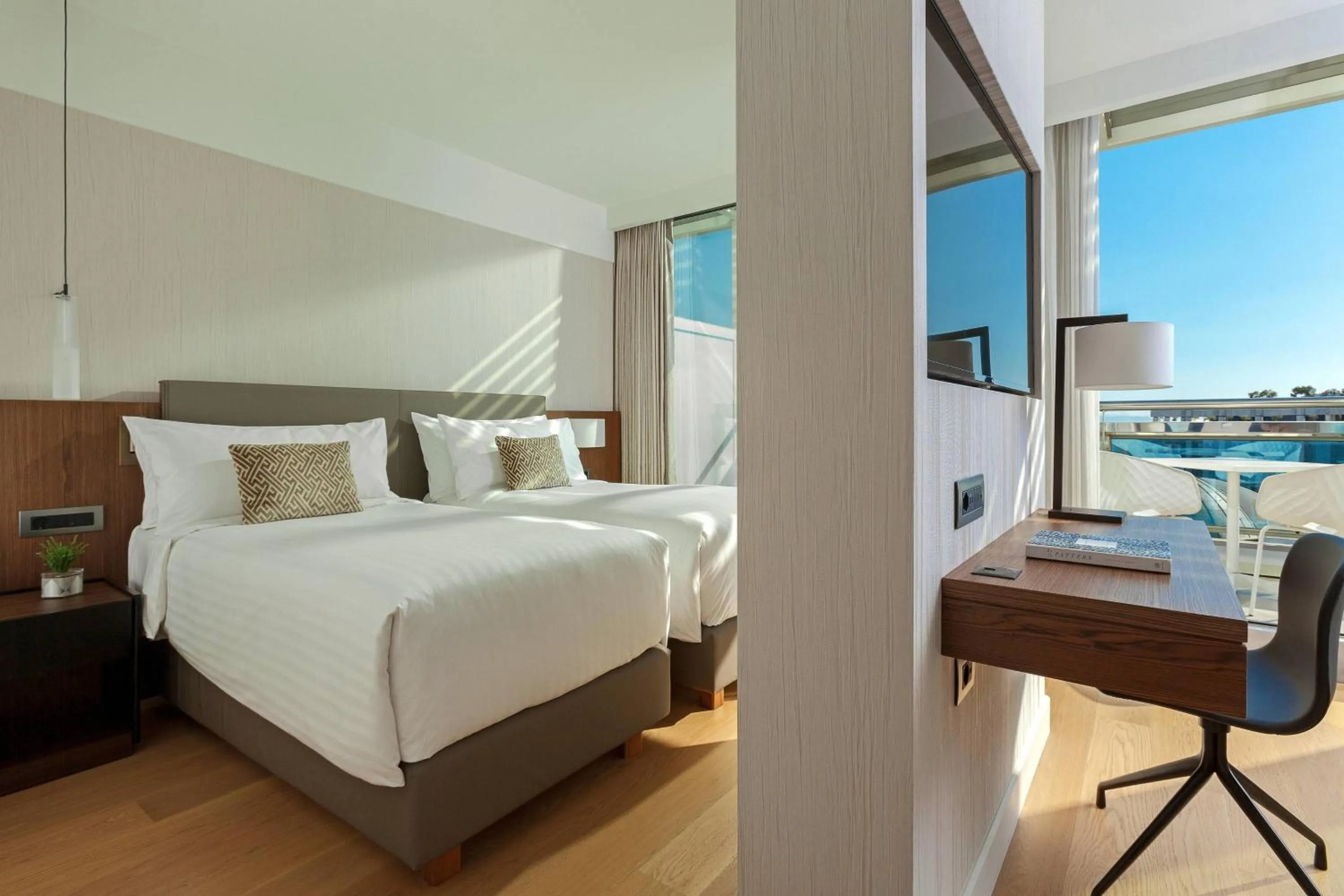 Bedroom, Bed in Athens Marriott Hotel