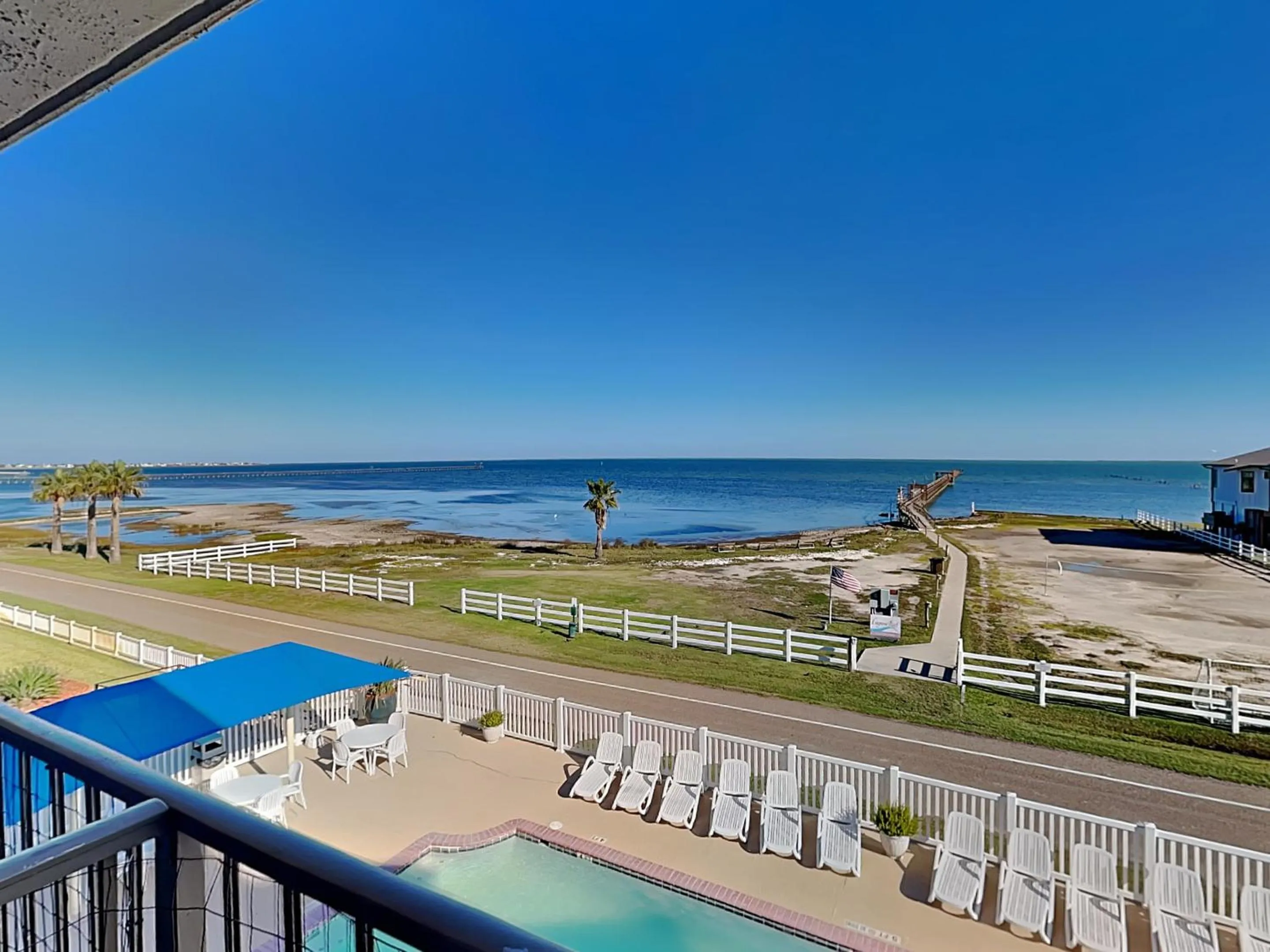 LR 309 - Ms, Annies Oasis