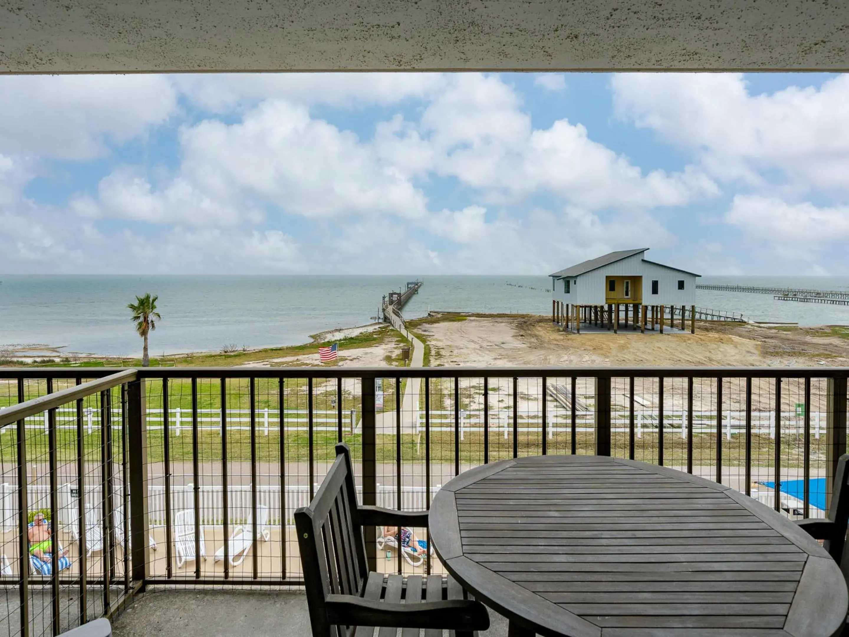 LR 309 - Ms, Annies Oasis LR 309 - Ms, Annies Oasis