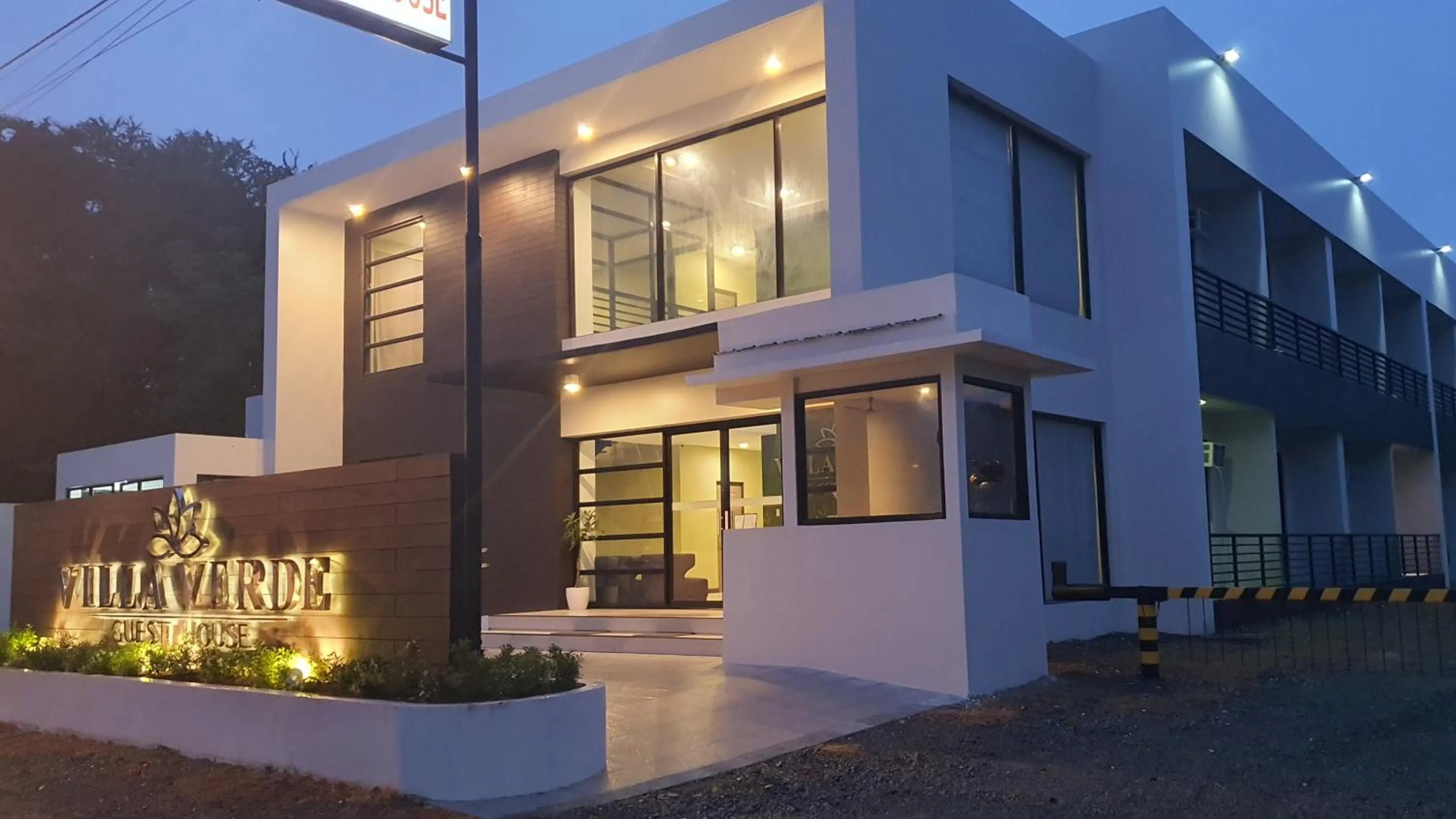 Property building in Villa Verde Guest House