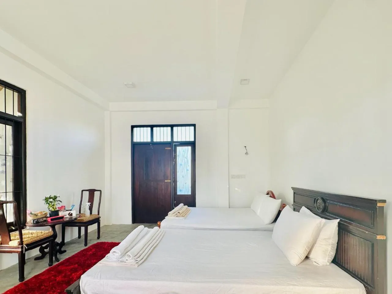 Photo of the whole room, Bed in Sea Breeze Guest House Negombo