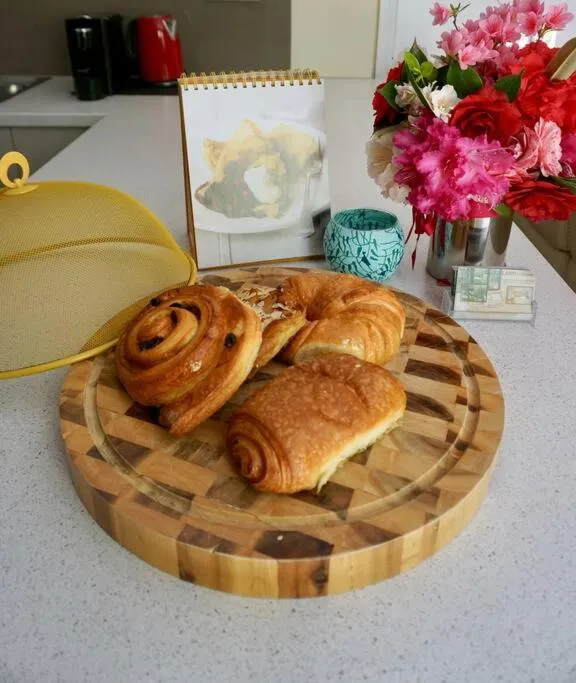 Breakfast in Cloudland Garden Oasis