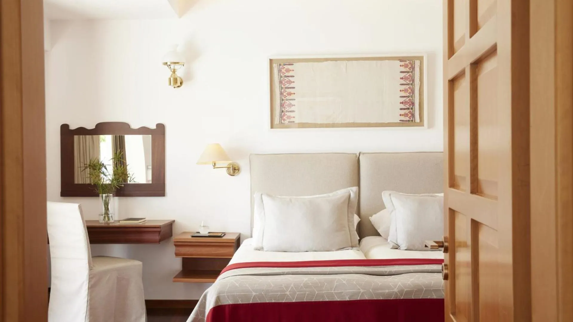 Bedroom, Bed in Elounda Mare Relais & Châteaux Hotel