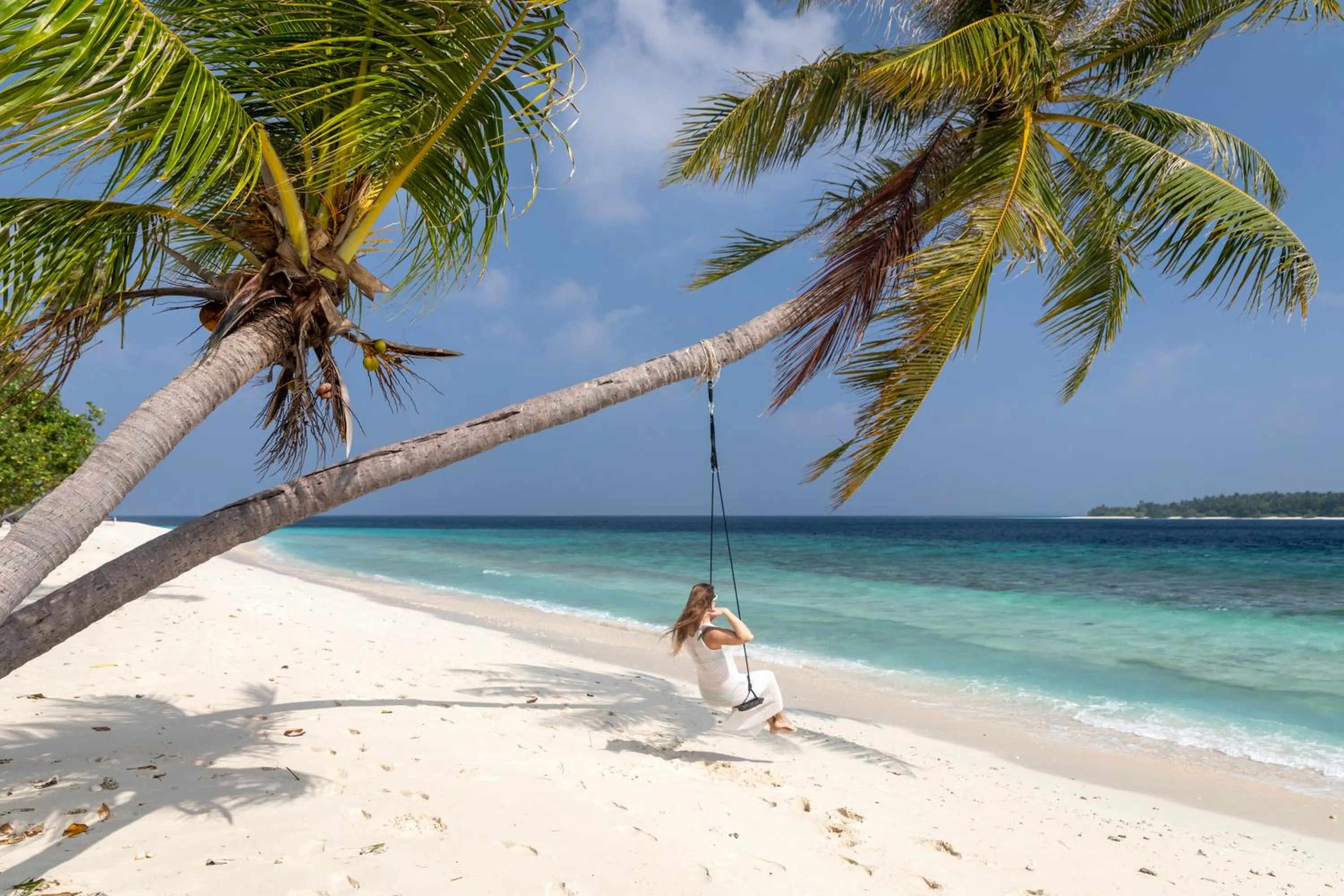 Guests in Dhonfulhafi Beach View