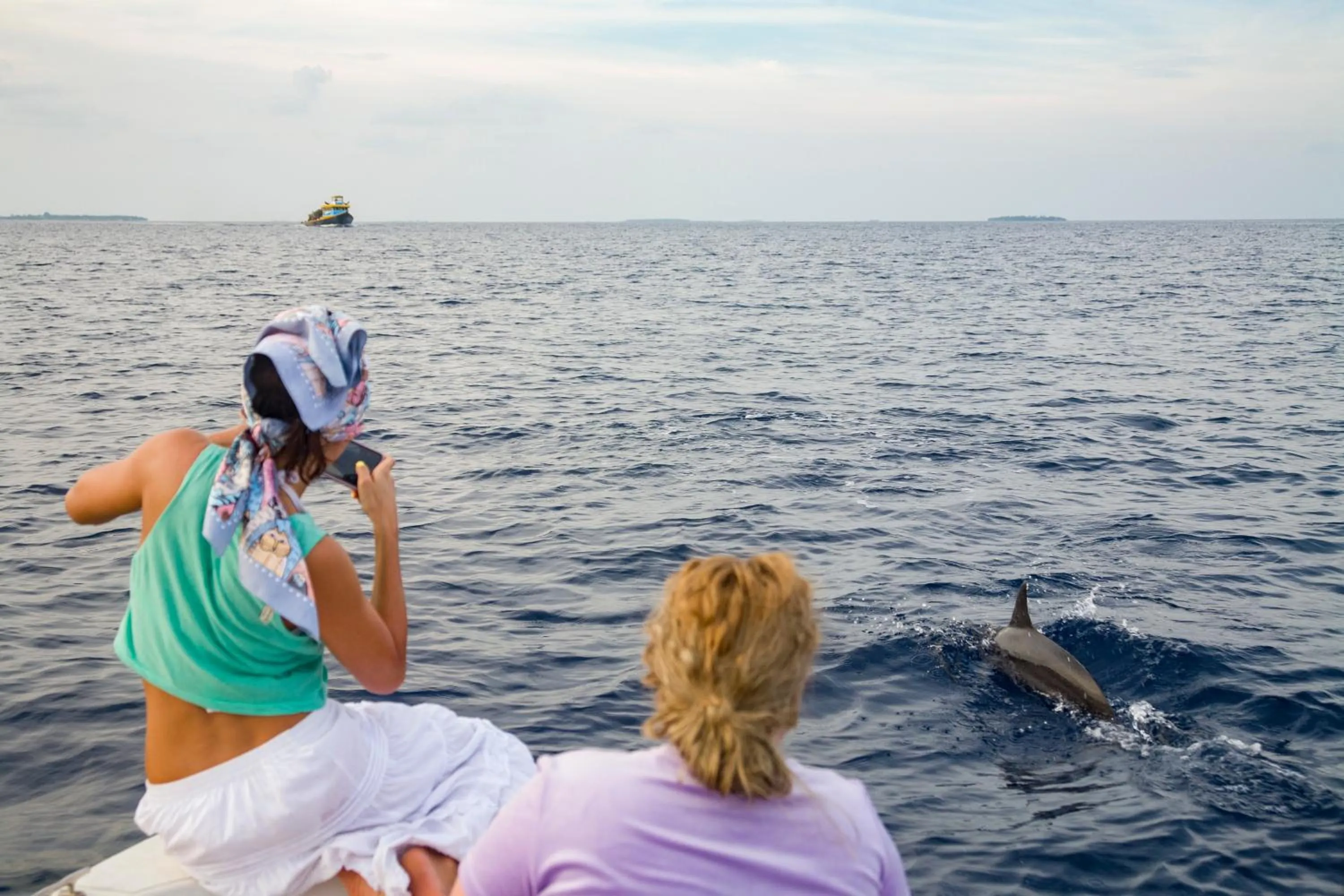 Guests in Dhonfulhafi Beach View