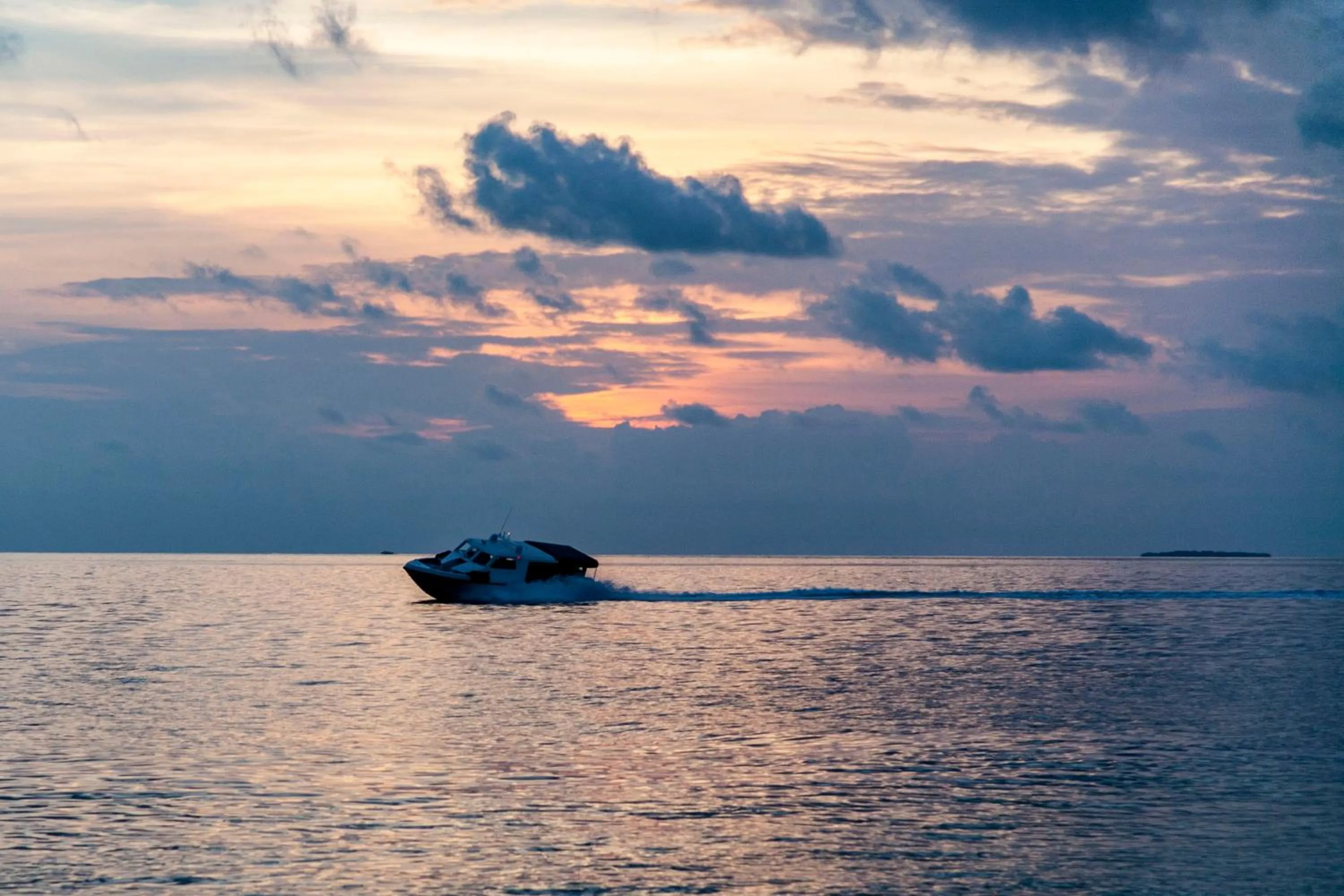 Sunset in Dhonfulhafi Beach View