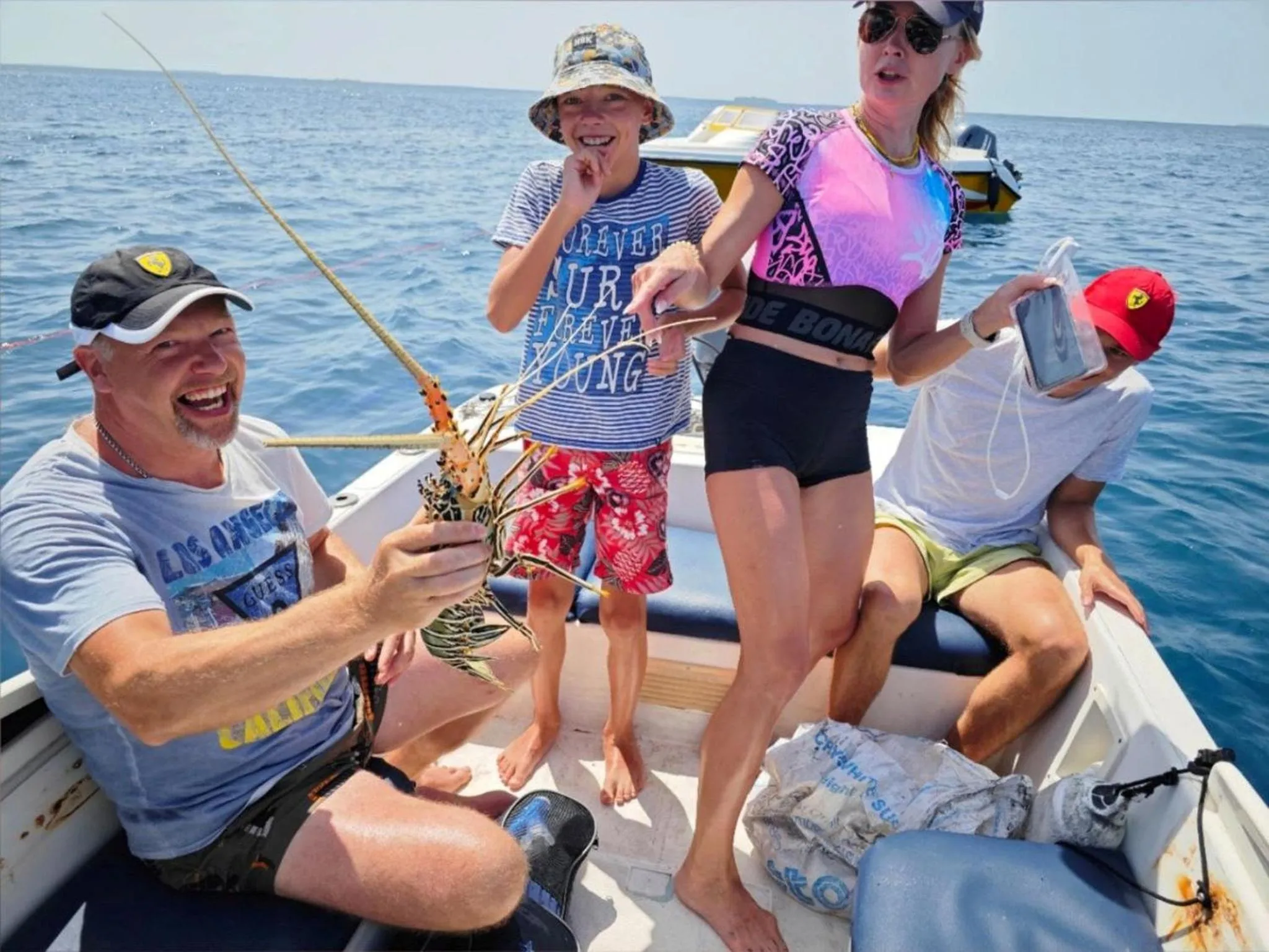 Fishing in Dhonfulhafi Beach View