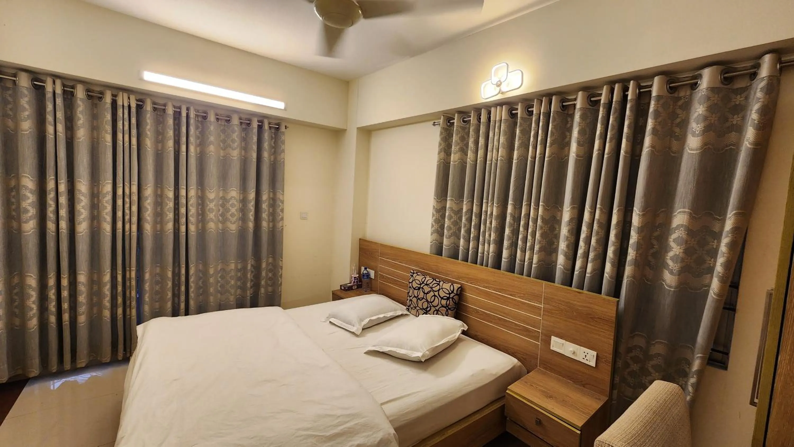 Bed in Hotel Cox Rotana